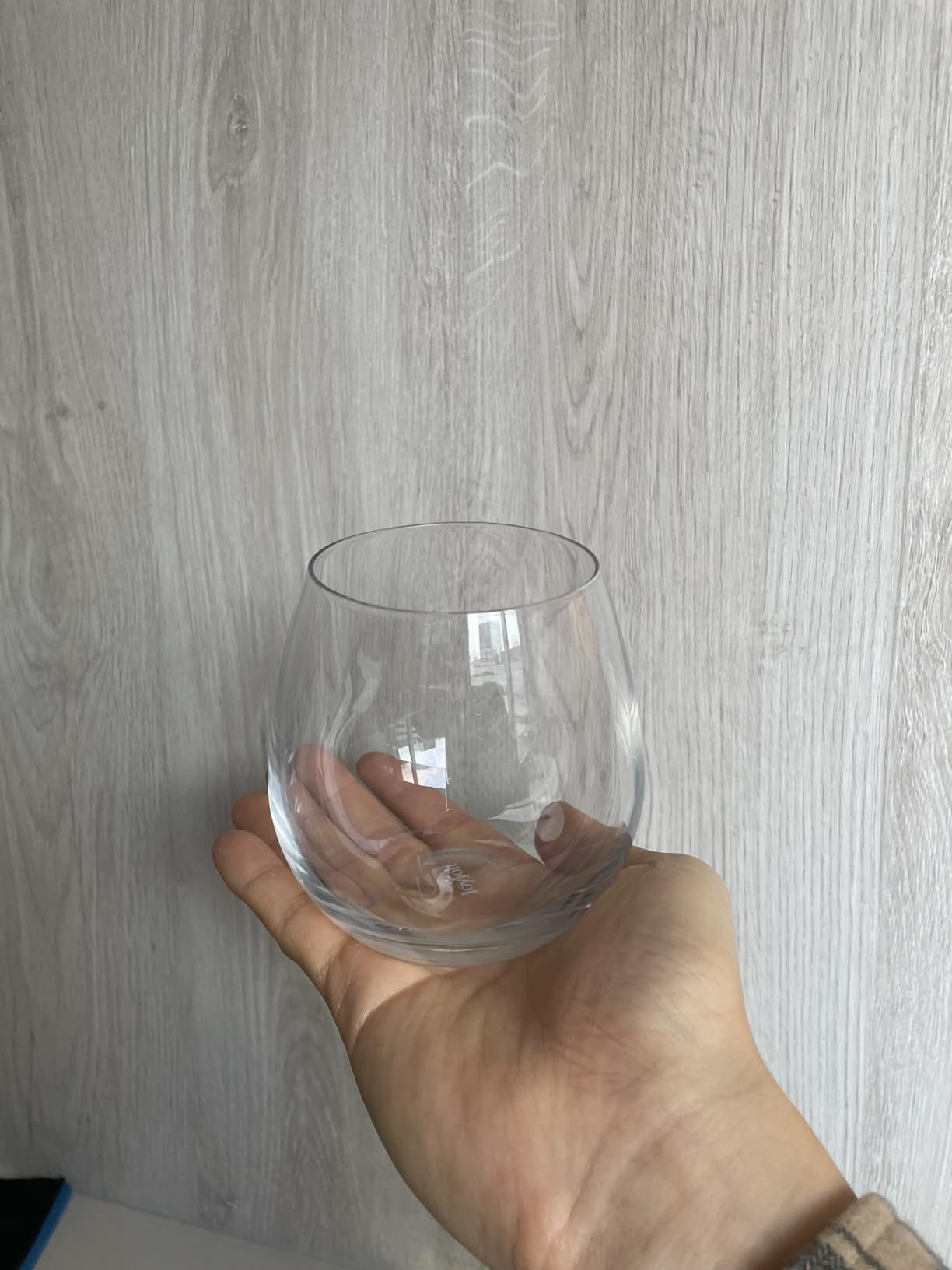 JoyJolt Spirits Stemless Wine Glasses for Red or White Wine (Set of 4)-15-Ounces customer photo 2