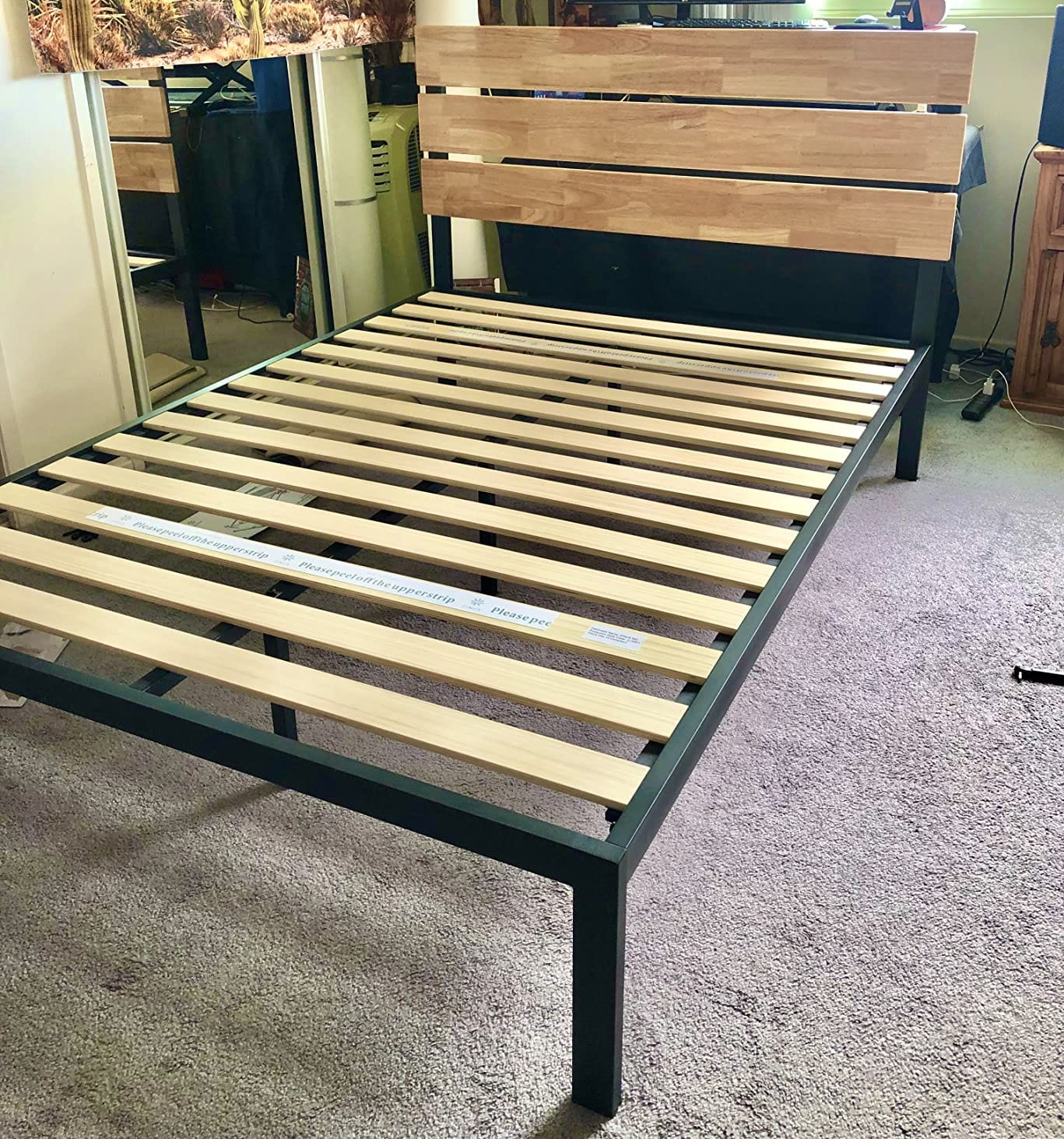 ZINUS Olivia Metal and Wood Platform Bed Frame / No Box Spring Needed / Wood Slat Support / Easy Assembly, Queen customer photo 1