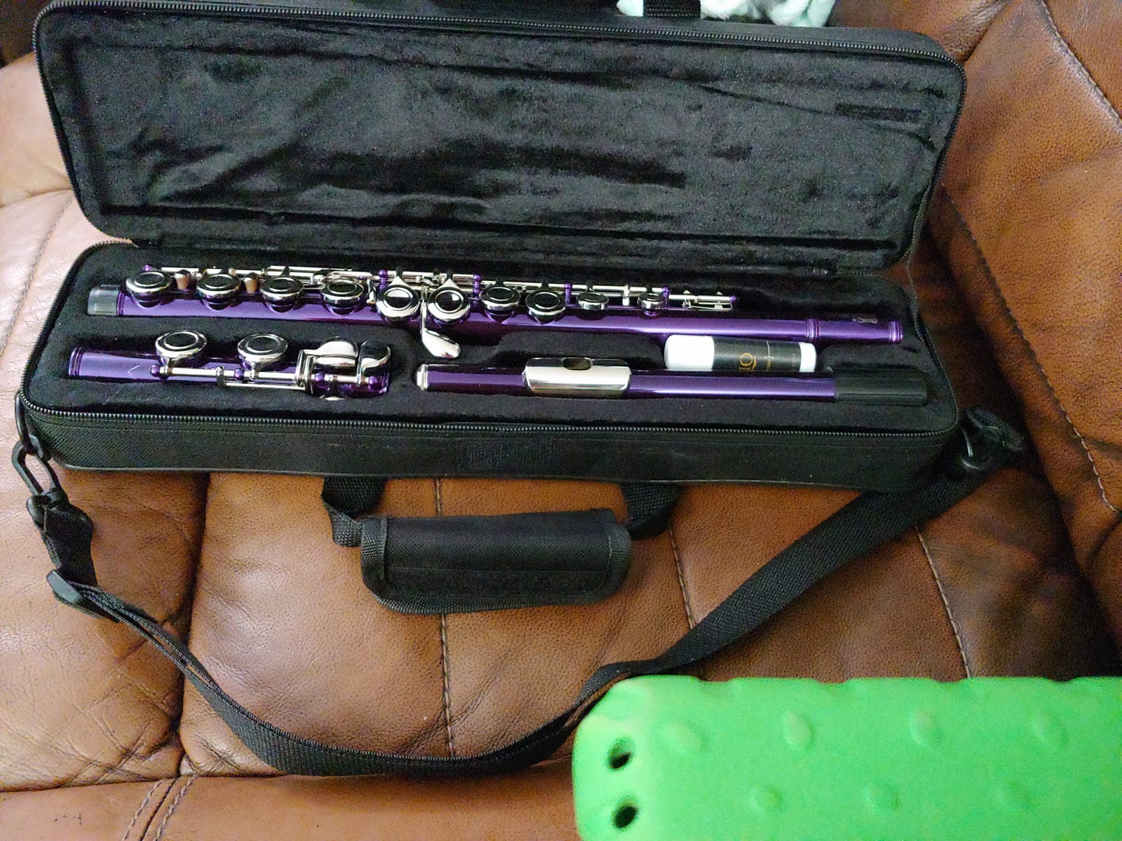 Mendini by Cecilio 16 Keys Closed Hole C Flute Kit for Beginners - Nickel with Case, Stand, Lesson Book, Cleaning Kit customer photo 2
