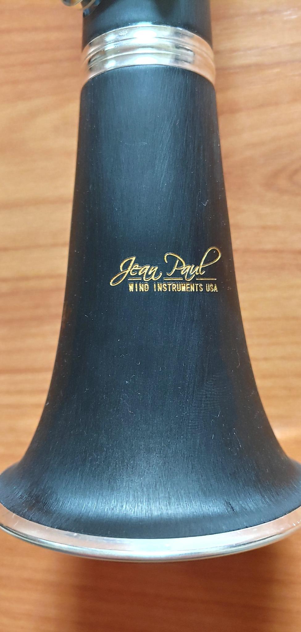 Jean Paul CL-400 Intermediate Bb Clarinet, French Boehm 17-Key System | Silver-Plated Keys, Synthetic Pads, 2x Interchangeable Barrels customer photo 2