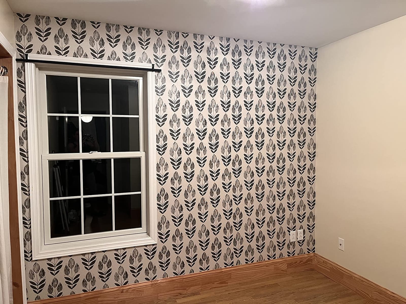 NuWallpaper Folk Tulip Peel and Stick Wallpaper, Neutral, Textured Removable Wallpaper, 20.5 in x 18 ft customer photo 1