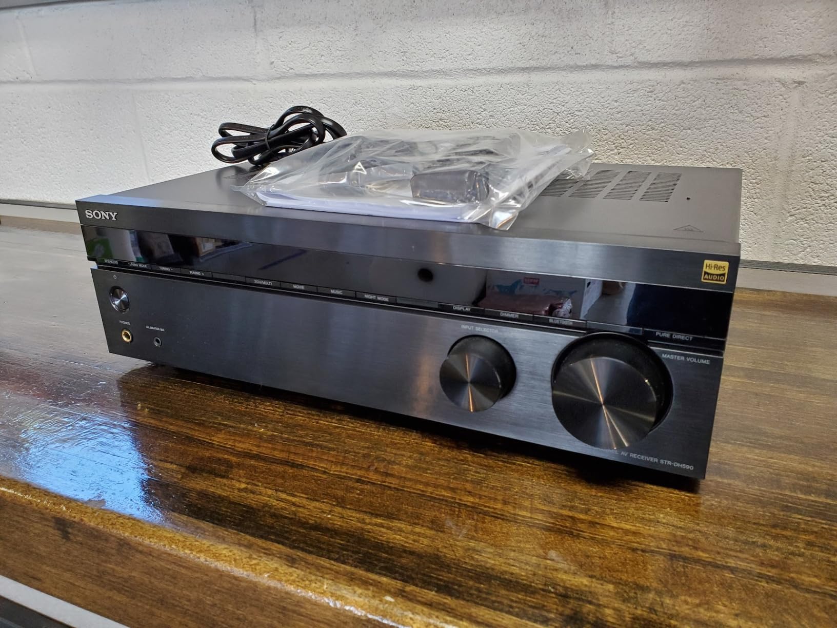 Sony STRDH590 5.2 Channel Surround Sound Home Theater Receiver: 4K HDR AV Receiver with Bluetooth, Black customer photo 2