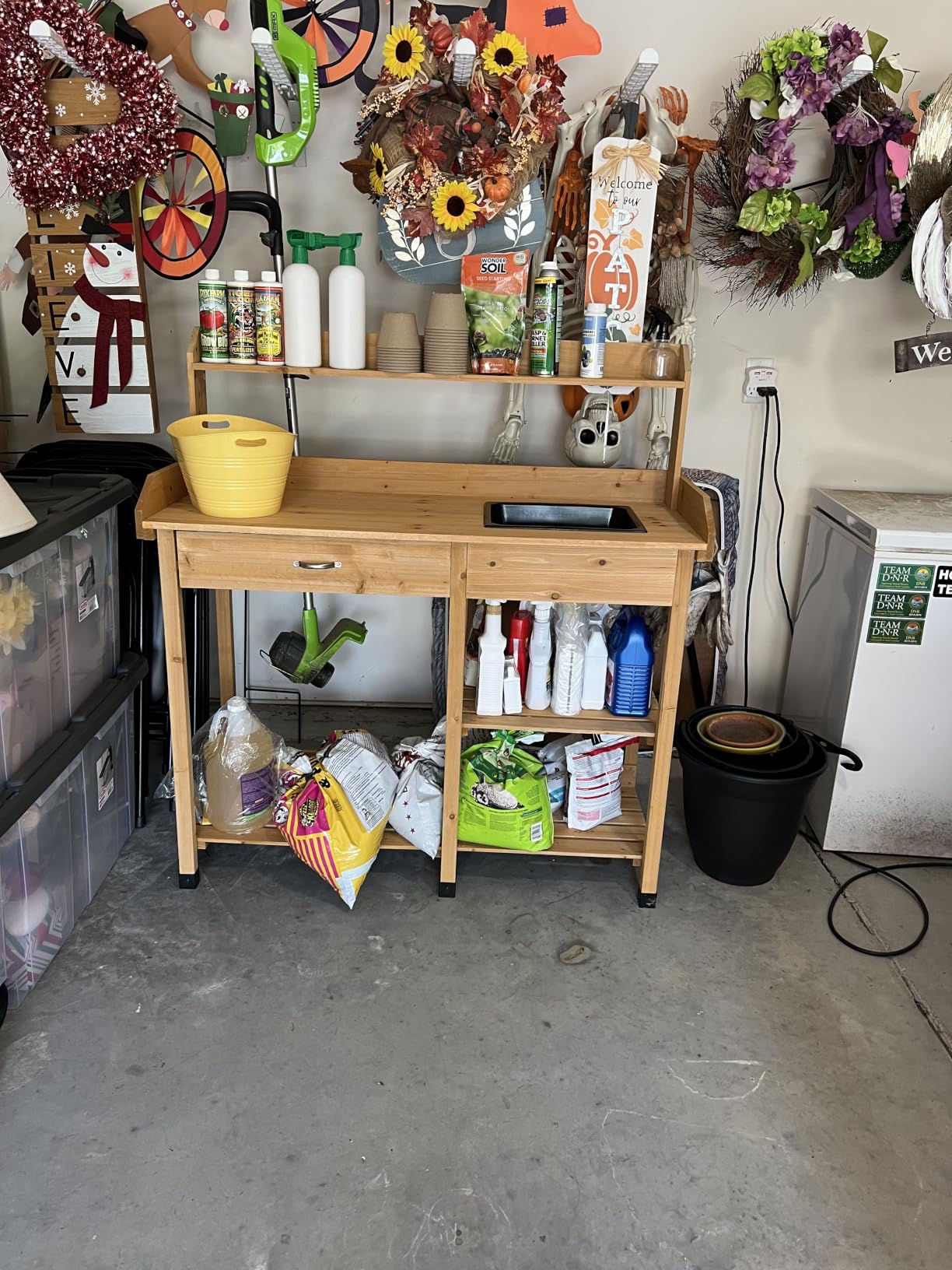 Yaheetech Potting Bench with Sink & Drawer, Outdoor Gardening Table, Gray customer photo 1