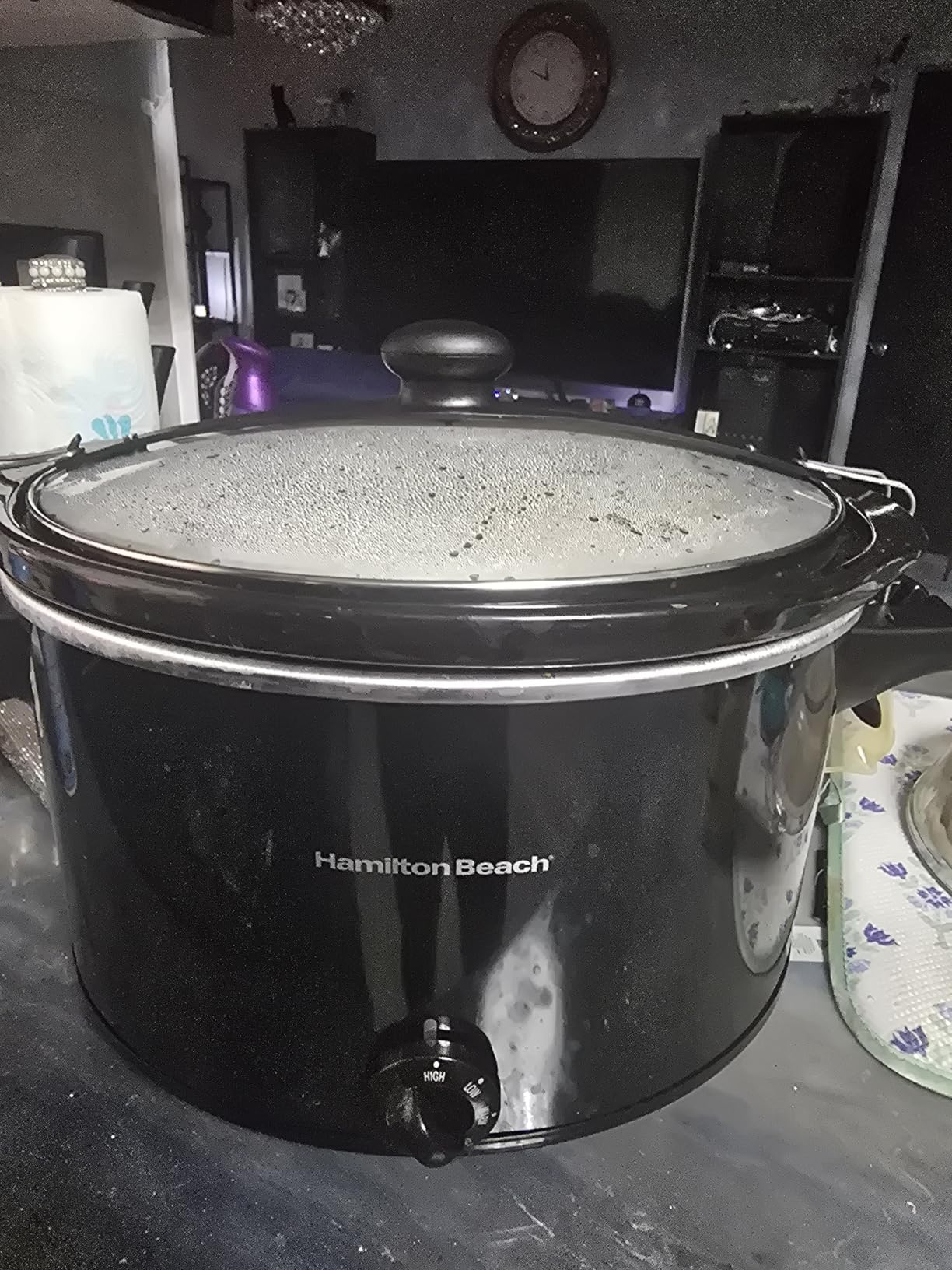 Hamilton Beach Stay or Go Extra Large 10 Quart Portable Slow Cooker | 3 Heat Settings | Lid Lock For Mess-Free Travel | Dishwasher-Safe Stoneware Crock & Glass Lid | Black | 33195G customer photo 1
