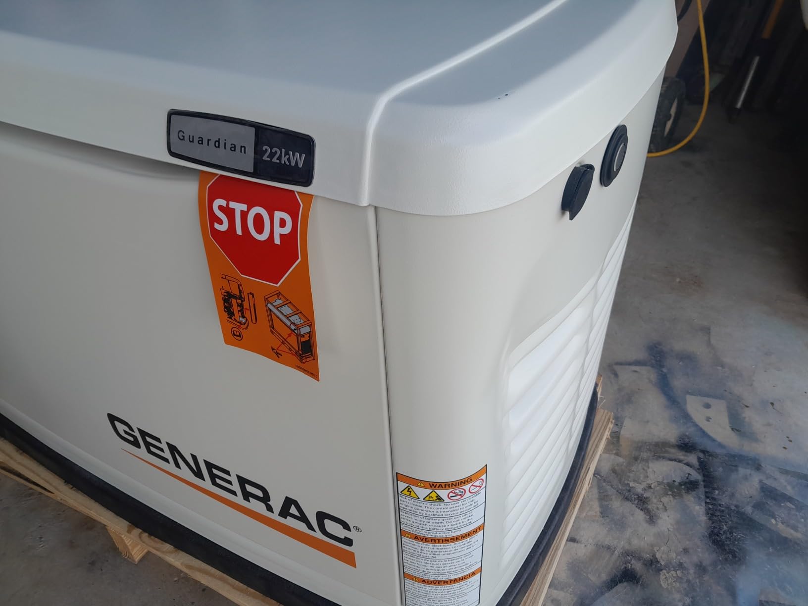 Generac Guardian 22kW Home Standby Generator with 200 Amp Transfer Switch - Automatic Whole House Backup Power for Storms, Emergencies, and Outages, WiFi Enabled, Runs on Natural Gas or Liquid Propane customer photo 2