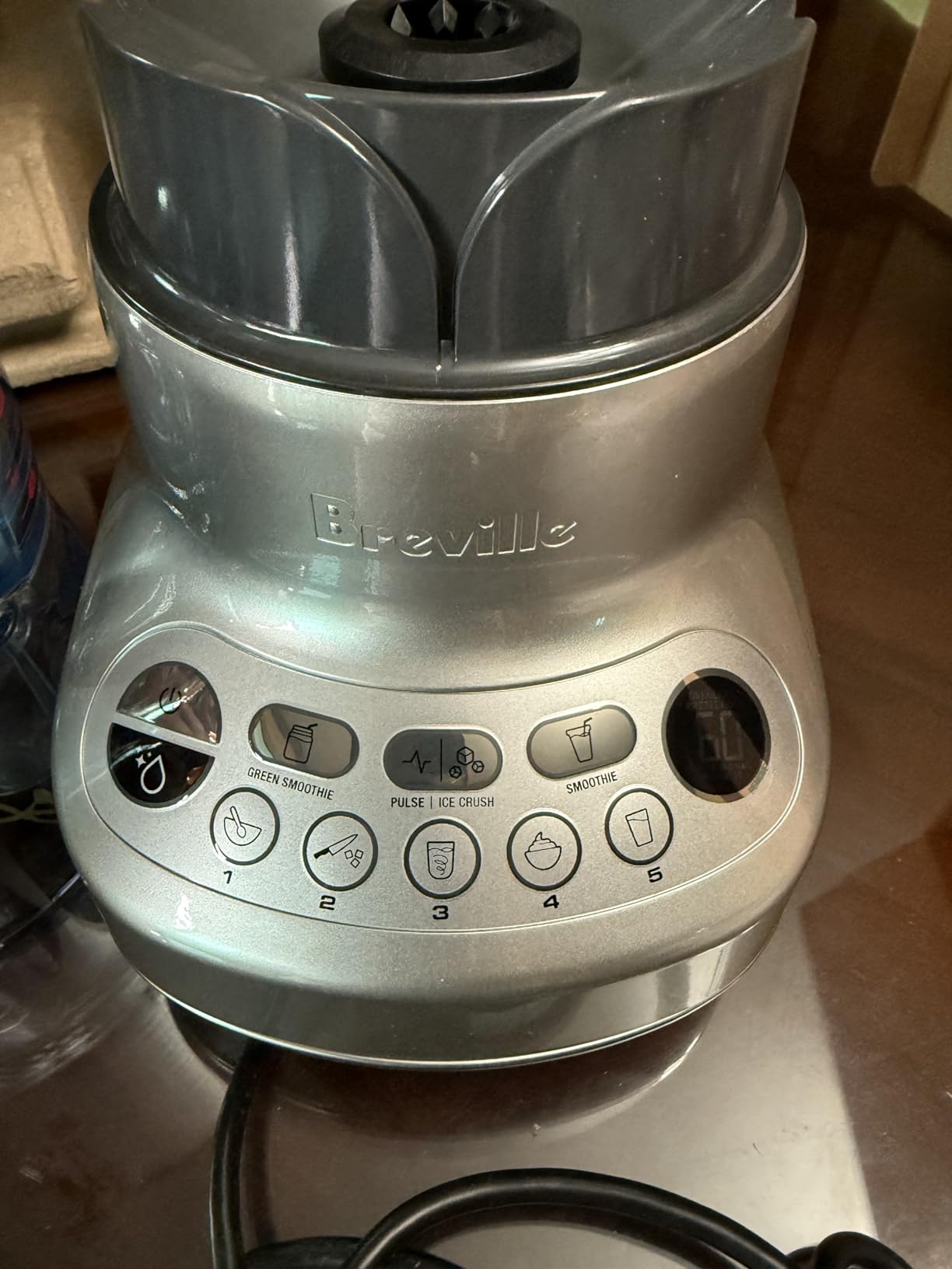 Breville BBL620SIL Fresh and Furious Blender, Silver customer photo 2