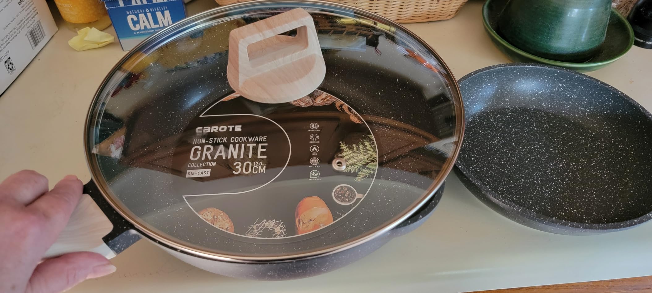 CAROTE 12 Inch Nonstick Deep Frying Pan with Lid, 5.5 Qt Black Granite | Kitchen Non-Toxic PFOA Free Cookware, Covered Sauté Pans All Stovetops Compatible, Easy to Clean customer photo 1