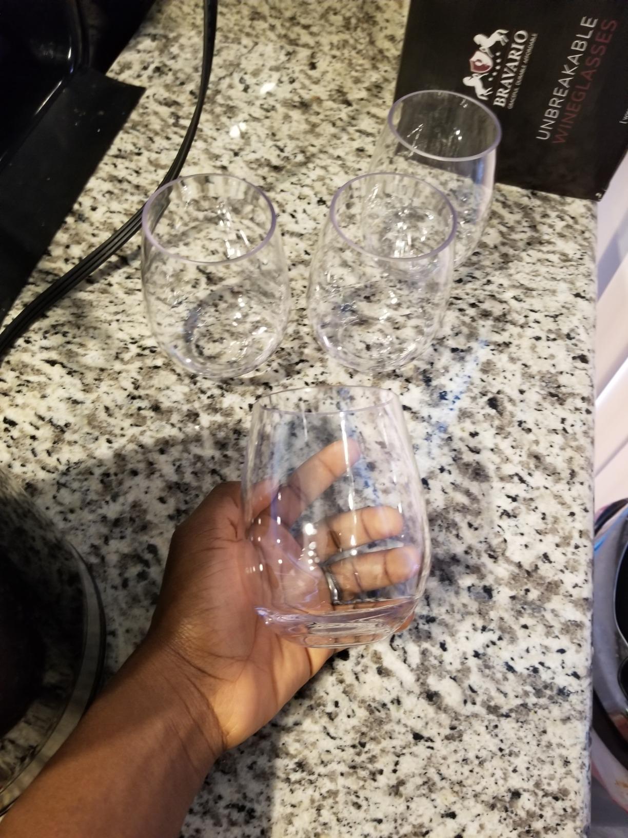 Bravario Unbreakable Stemless Plastic Wine Glasses | Reusable | Shatterproof 100% Tritan Plastic | Dishwasher-Safe | BPA-free | Awesome for Indoor & Outdoor | 16 oz, Set of 4 customer photo 2