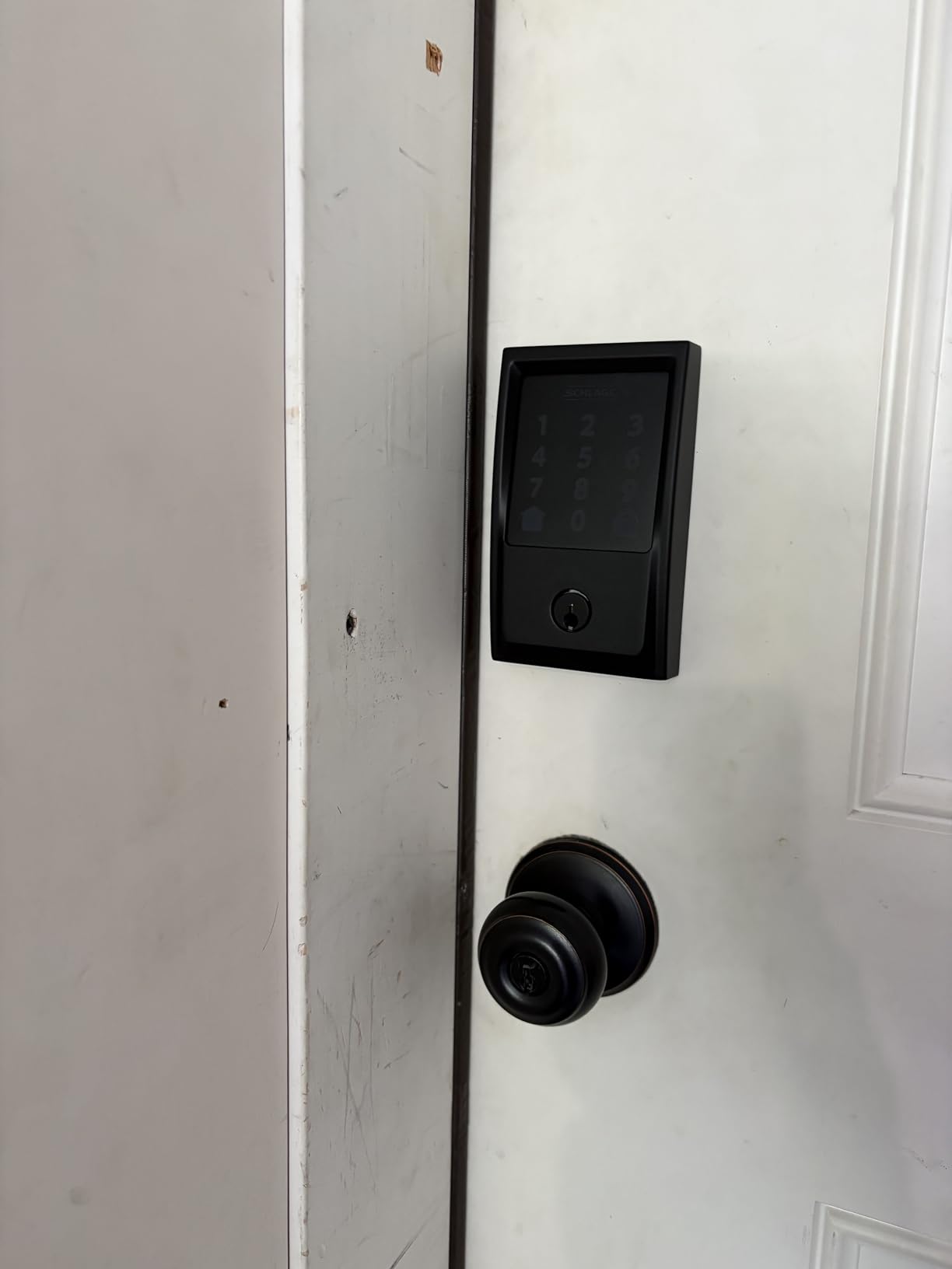 Schlage Encode Smart WiFi Deadbolt Lock for Front Door - Keyless Entry with App or Touchscreen - Works with Alexa, Apple HomeKit, Hey Google, & Airbnb - Create Codes for Guests - Aged Bronze customer photo 1