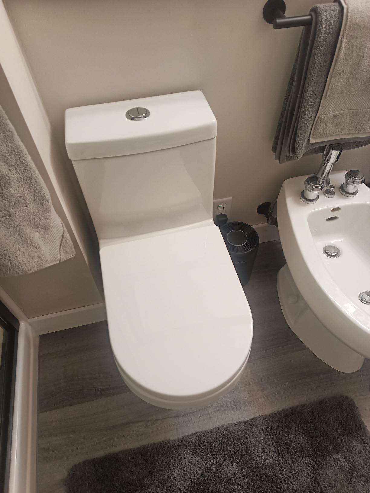 HOROW HWMT-8733 Small Compact One Piece Toilet For Bathroom, Powerful & Quiet Dual Flush Modern Toilet, 12'' Rough-In Toilet & Soft Closing Seat Include, 25