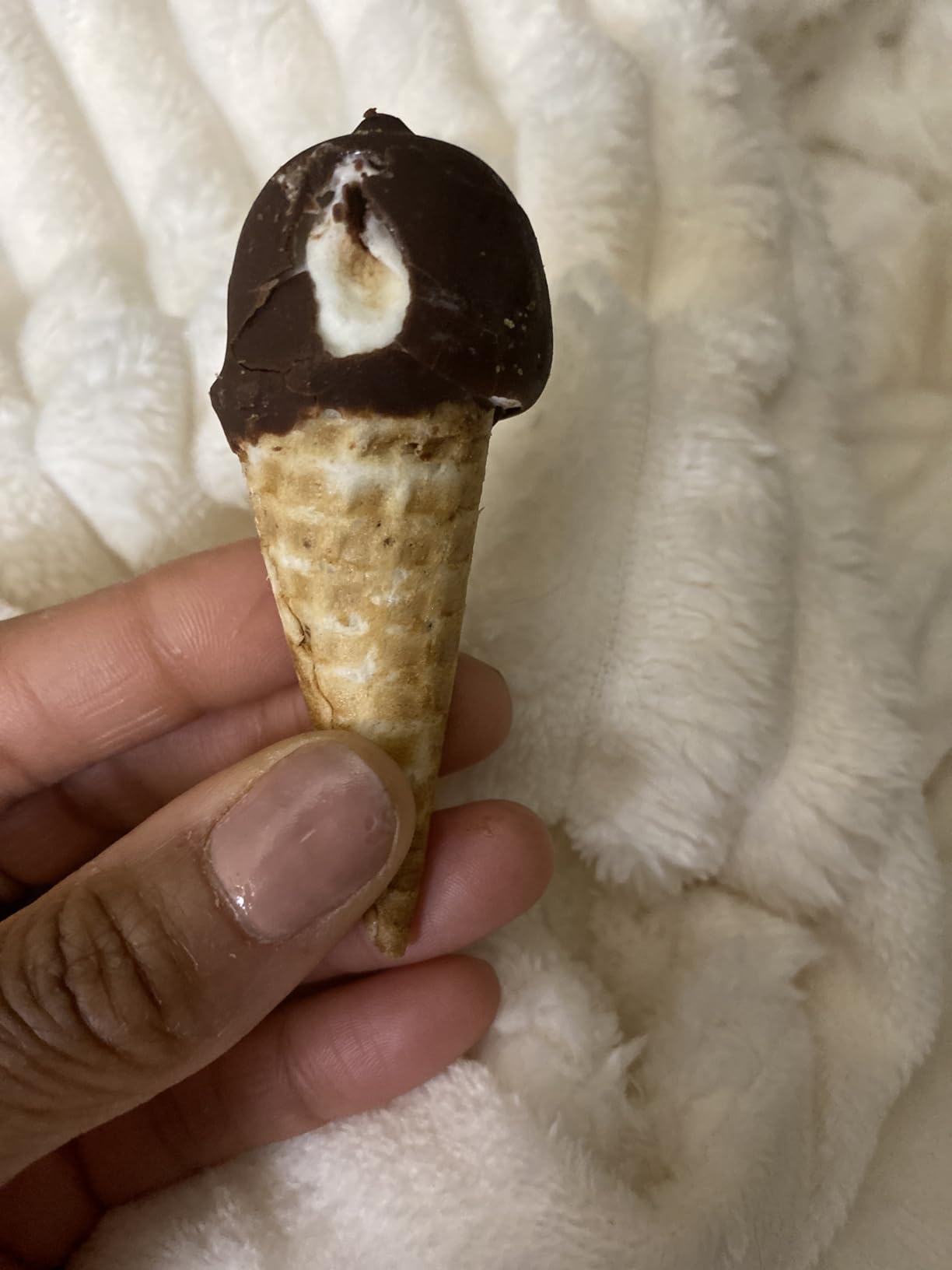 Drumstick Mini Drums Vanilla Sundae Cones, 20 Count customer photo 1
