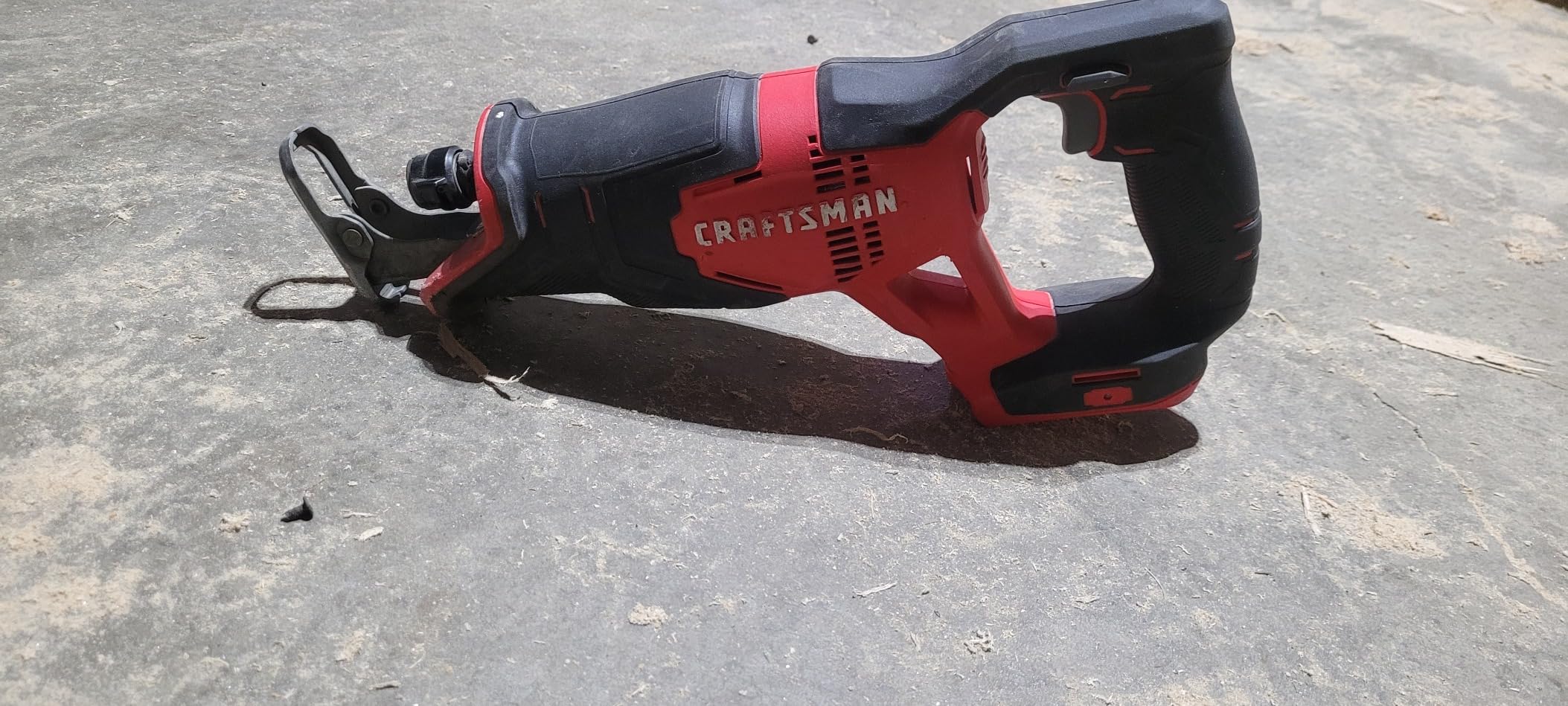 CRAFTSMAN V20 Reciprocating Saw, Cordless, 3,000 RPM, Variable Speed Trigger, Quick Easy Blade Change, Bare Tool Only (CMCS300B) customer photo 2