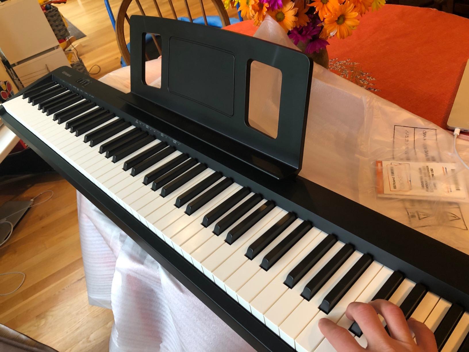 Roland FP-10 Compact 88-Note Digital Piano | SuperNATURAL Piano Tones, Authentic Acoustic Feel Keyboard, Great for Beginners & Experienced Players customer photo 2