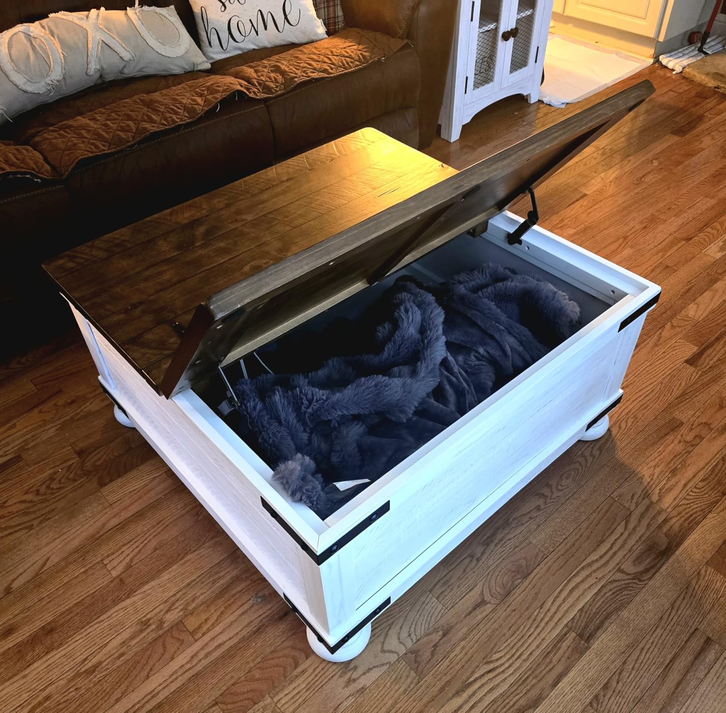 Signature Design by Ashley Valebeck Lift Top Coffee Table, Storage, Split-top Design, Wood, 36 W x 36 D x 18 H, 2-tone Distressed Brown & Black Finish customer photo 2