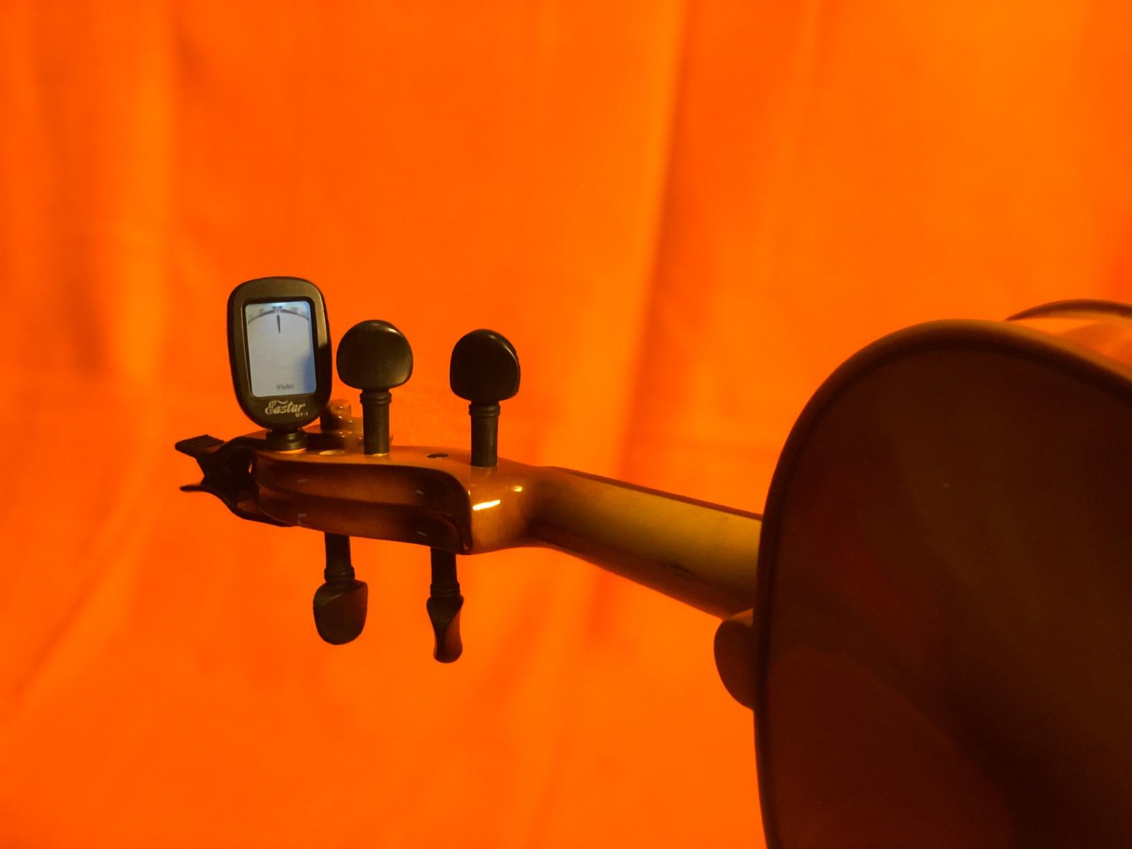 Eastar 4/4 Violin Set Full Size Fiddle Solidwood for Adults with Hard Case, Shoulder Rest, Rosin, Two Bows, Clip-on Tuner and Extra Strings, EVA-330 customer photo 2