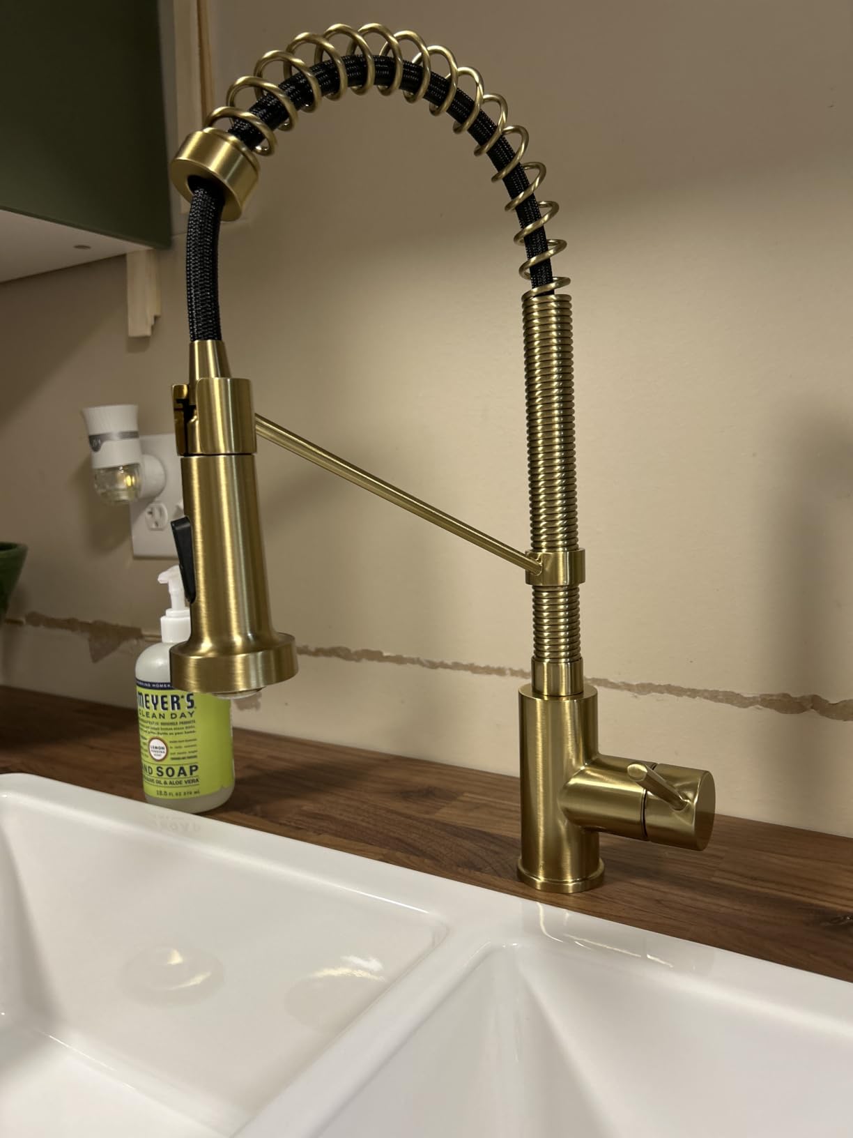 KRAUS Spot Free Stainless Steel Pull Down Kitchen Faucet KPF-1610SFS customer photo 2