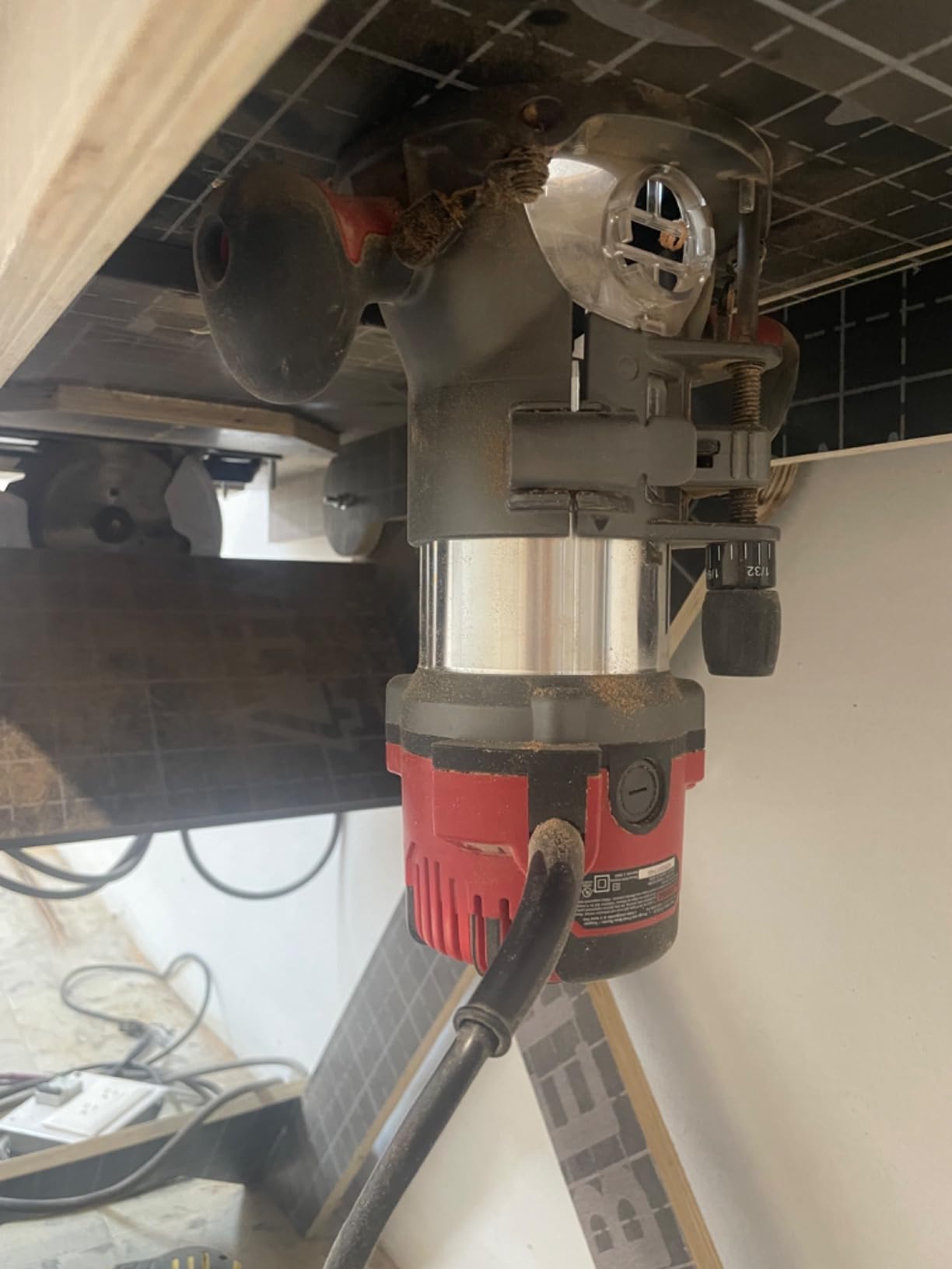 SKIL 14 Amp Plunge and Fixed Base Router Combo - RT1322-00 customer photo 1