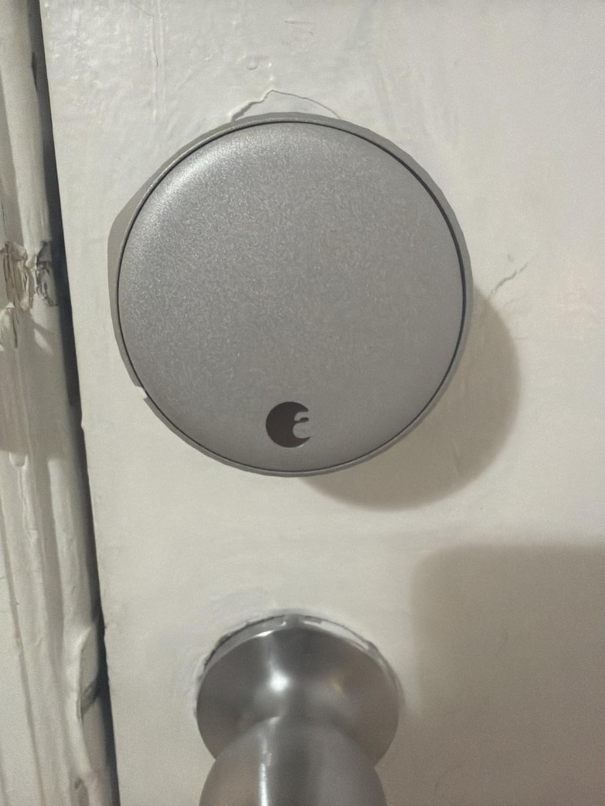 Silver Wi-Fi Connected Smart Keyless Entry Door Lock, Electronic Door Lock Fits Your Existing Deadbolt in Minutes, AUG-SL05-M01-S01 customer photo 1