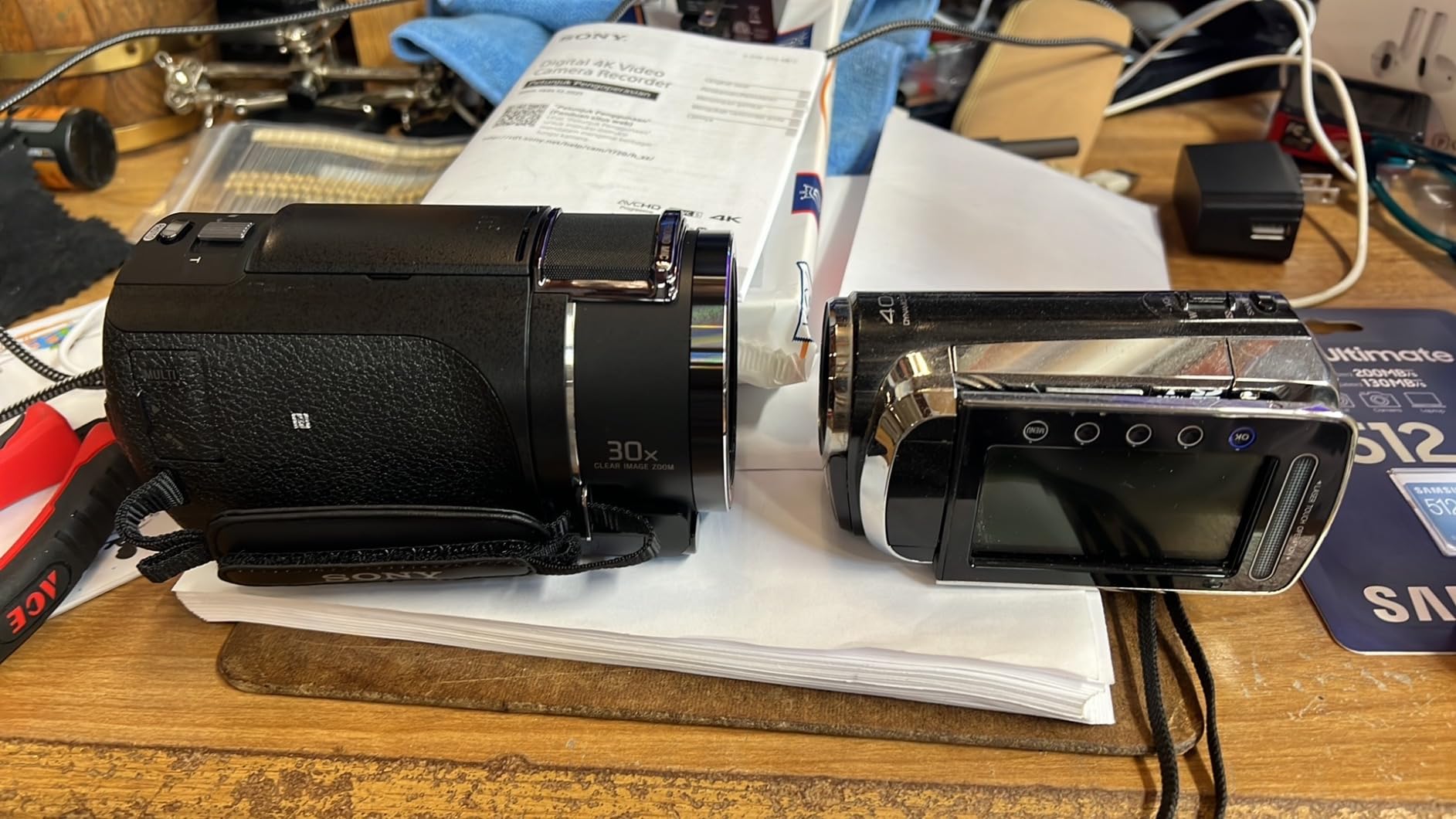FDR-AX43 UHD 4K Handycam Camcorder customer photo 1