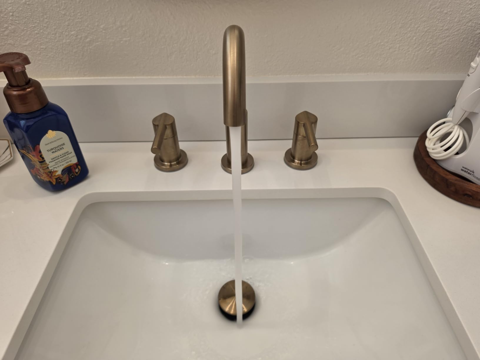 Delta Nicoli Matte Black Bathroom Faucet 3 Hole, 8 Inch Widespread Bathroom Sink Faucet for Vanity, Push-Pop Drain Assembly, Matte Black 35749LF-BL customer photo 2