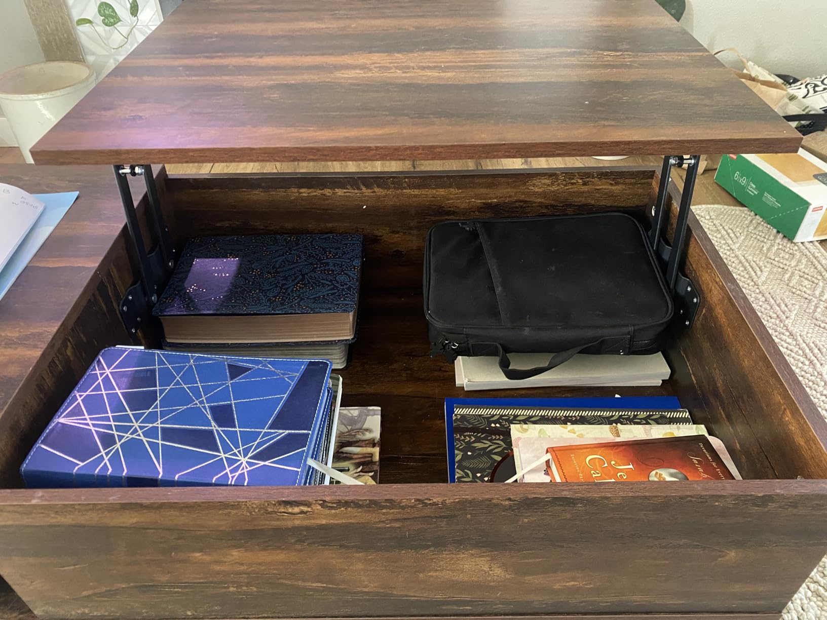 WLIVE Lift Top Coffee Table with Hidden Storage, Adjustable Shelf, Brown - Mid Century Modern Wooden Coffee Table customer photo 2