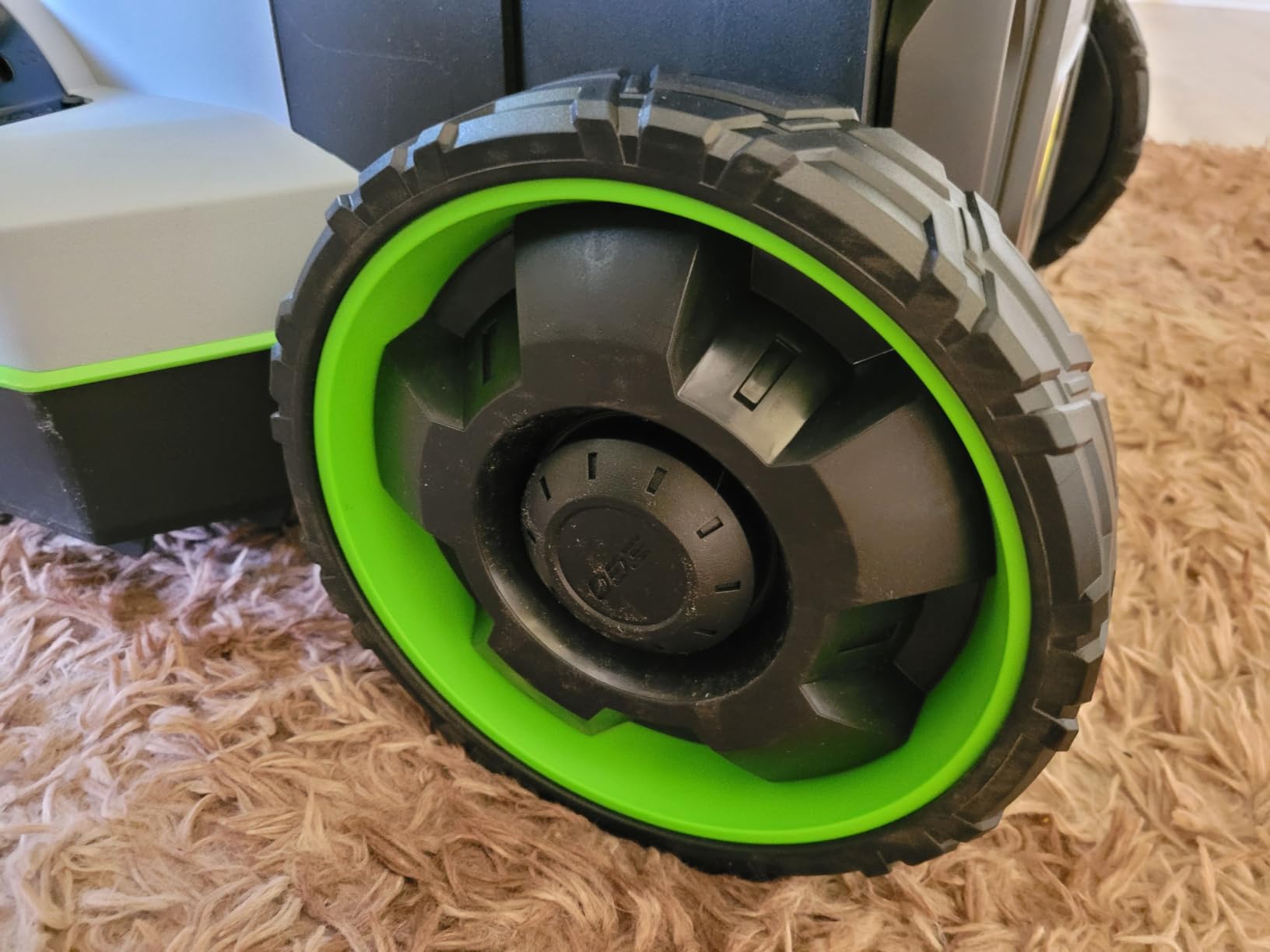 EGO POWER+ Electric Lawn Mower, Self-Propelled Cordless with Select Cut and Touch Drive, Includes 56V 7.5Ah Battery and Rapid Charger - LM2135SP customer photo 2