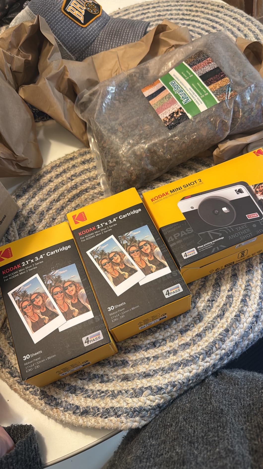KODAK Mini Shot 2 Retro 2x3 Instant Camera, Photo Printer, 38 Sheet, White customer photo 1