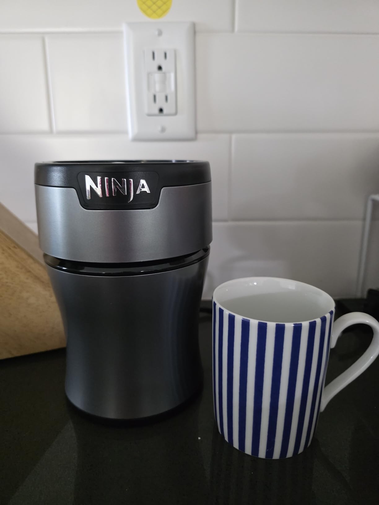 Ninja Nutri-Plus Personal Blender, 900W, (3) 20oz Cups, Silver, BN301 customer photo 1