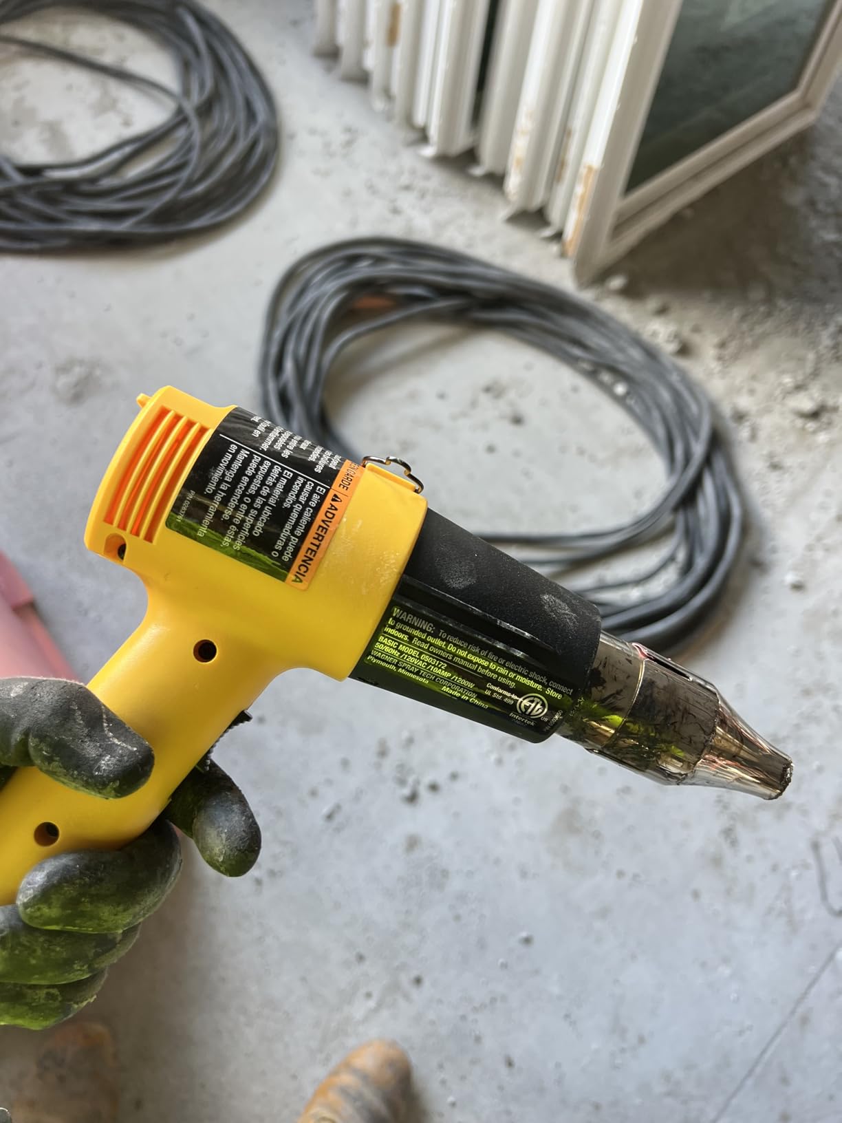 Wagner Spraytech 2417344 HT1000 Heat Gun Kit, 3 Nozzles Included, 2 Temp Settings 750°F & 1000°F customer photo 1