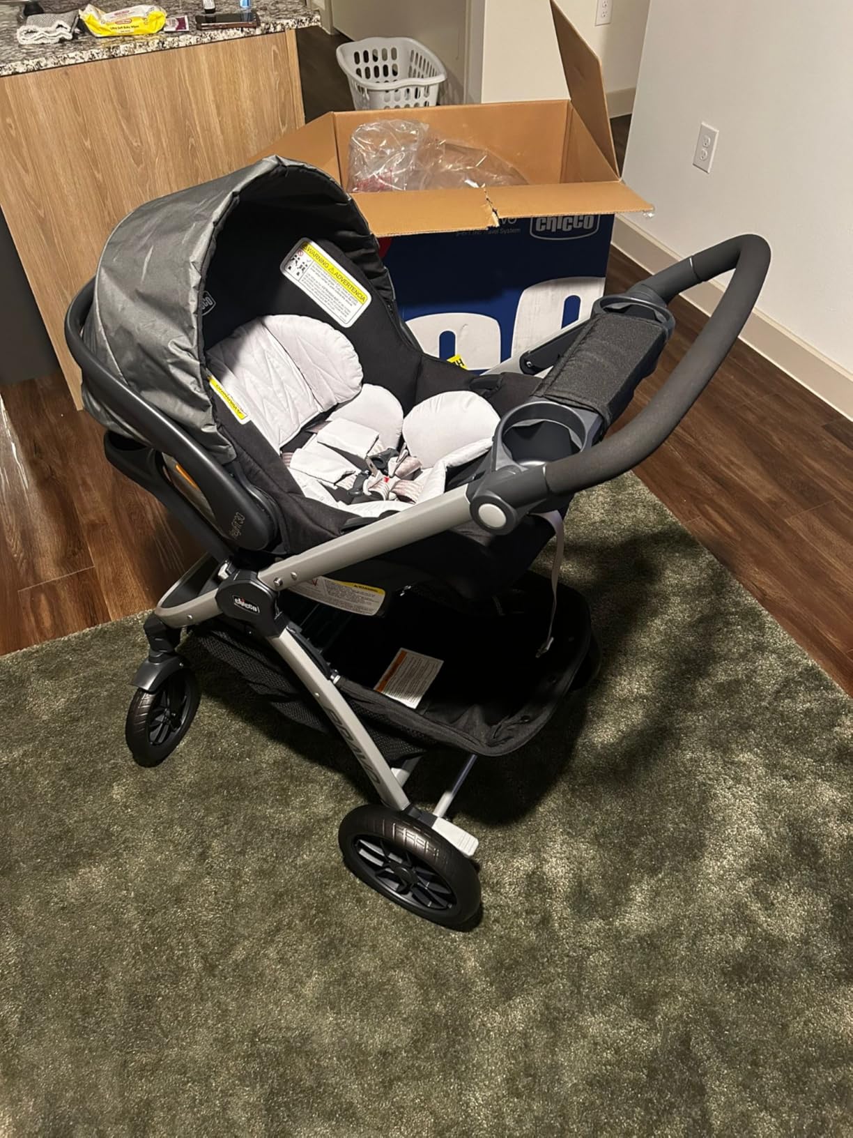 Chicco Bravo 3-in-1 Trio Travel System, Bravo Quick-Fold Stroller with KeyFit 30 Infant Car Seat and Base, Camden/Black customer photo 2