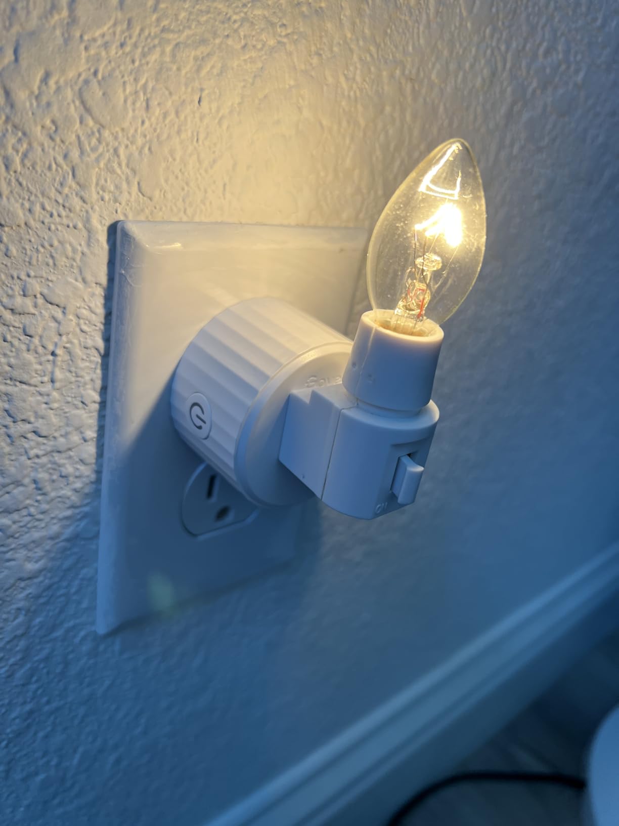 Govee Smart Plug, WiFi Outlet Compatible with Alexa and Google Assistant, Mini Smart Home Plugs with Timer Function & Group Controller, No Hub Required, ETL & FCC Certified, 2.4G WiFi Only (1 Pack) customer photo 1