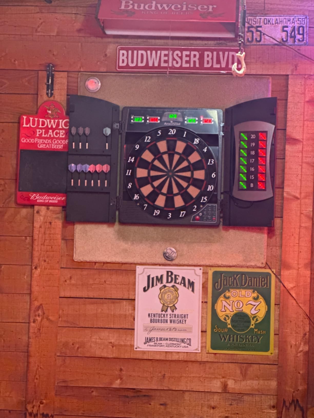 Arachnid Cricket Maxx 4.0 Electronic Dartboard Set, Black customer photo 2