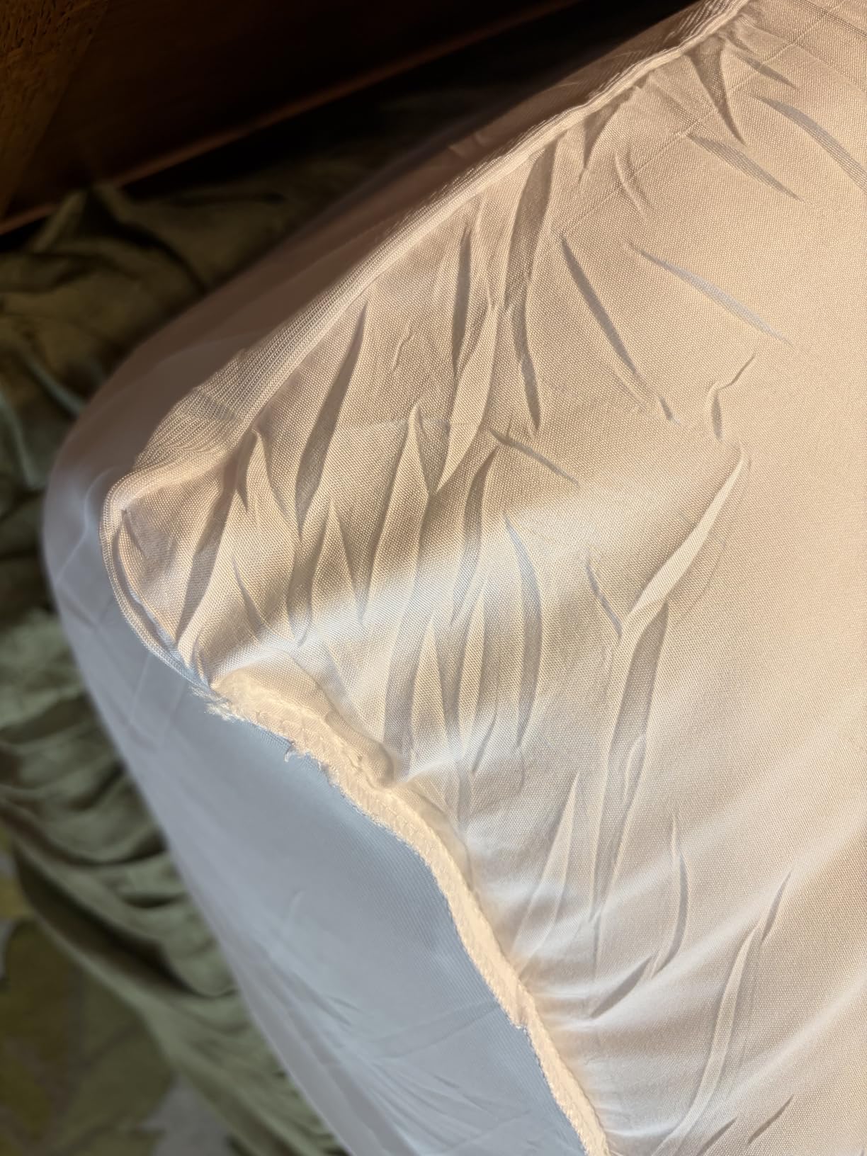 ELEMUSE Queen Mattress Topper for Back Pain, Extra Thick Mattress Pad Cover, Plush Soft Pillowtop with Elastic Deep Pocket, Overfilled Down Alternative Filling customer photo 1
