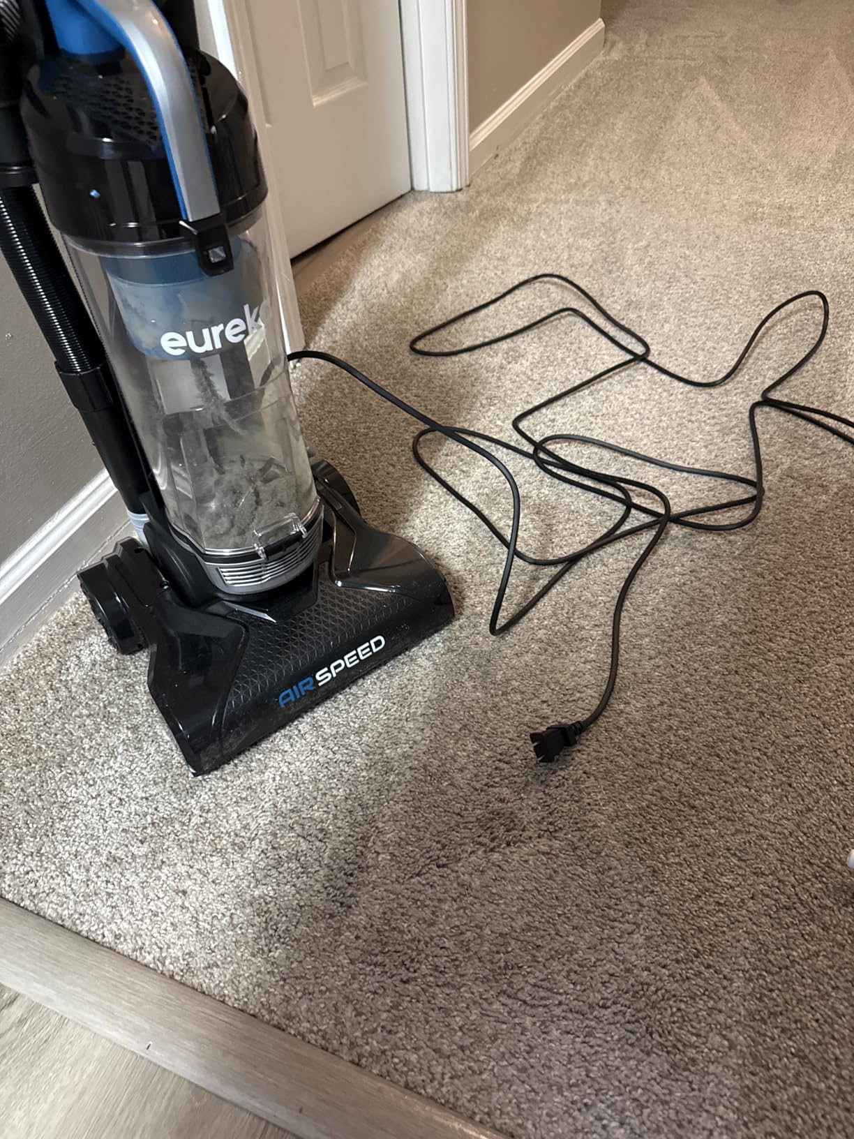 Eureka NEU10AE5 Powerful Bagless Upright Vacuum Cleaner Carpet and Floor, AirSpeed Ultra-Lightweight Vacuum Cleaner, w/ Replacement Filter, Blue customer photo 2