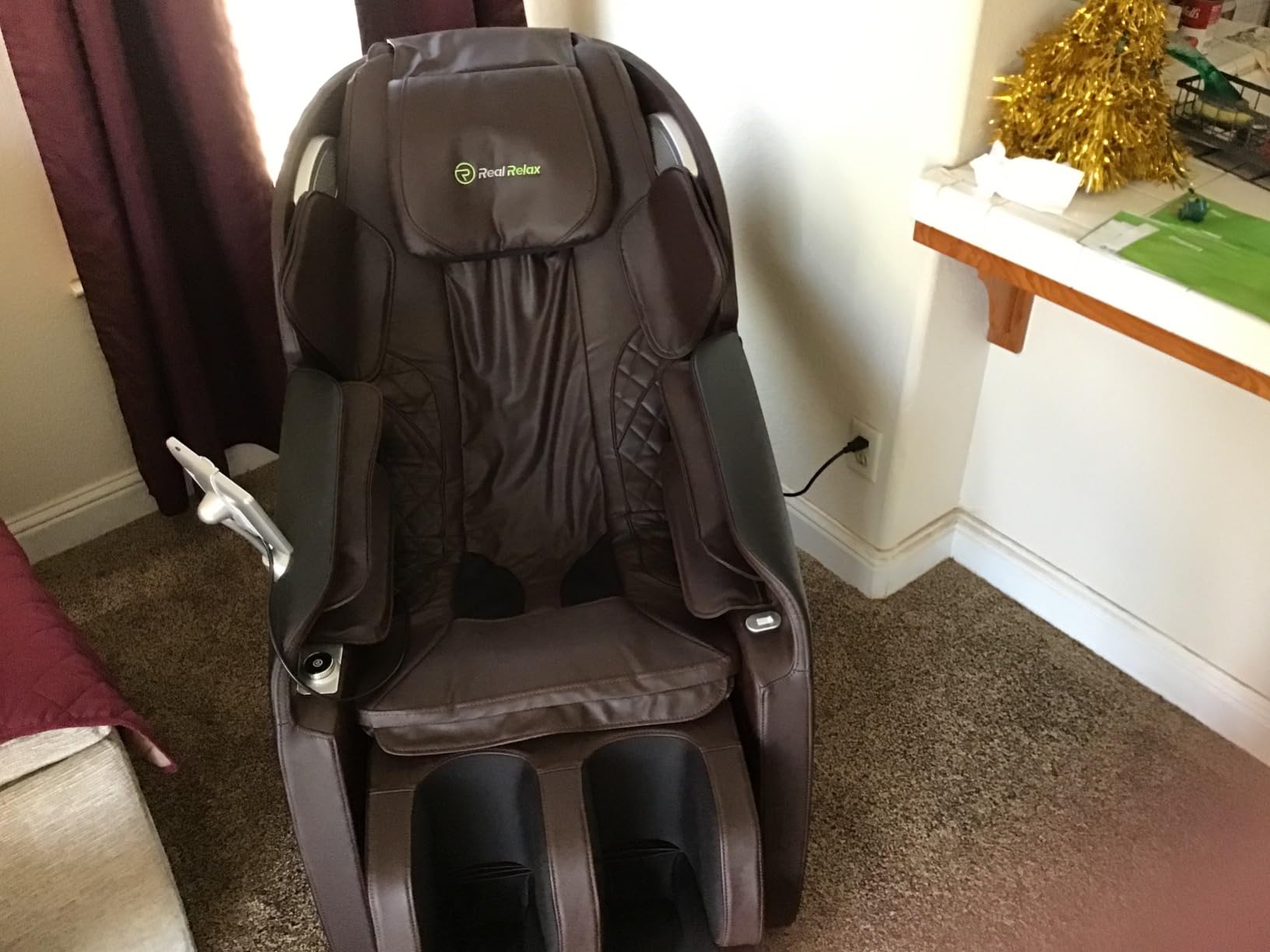 Real Relax 2025 Massage Chair Full Body, Zero Gravity 3D SL-Track Shiatsu Massage Recliner Chair with Heat Body Scan Bluetooth Foot Roller APP Control, Child Lock, Favor-06, Brown customer photo 2