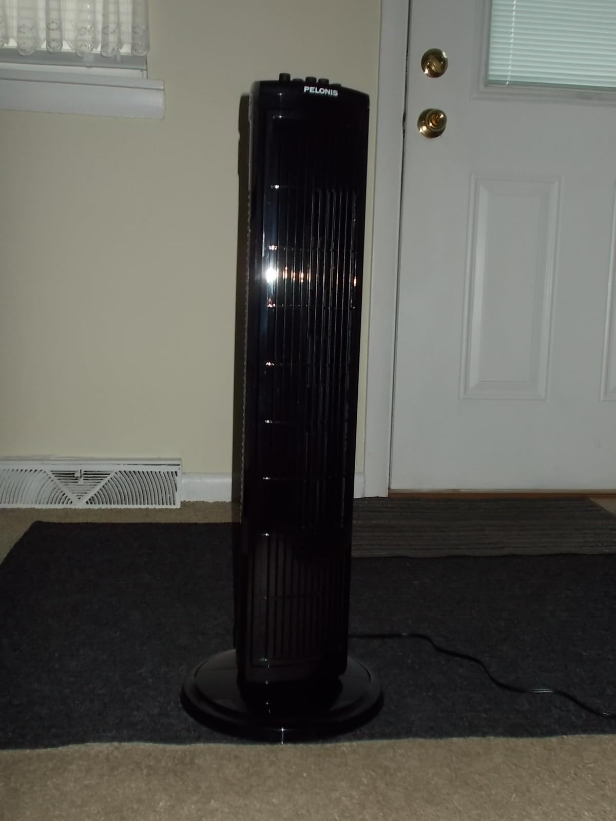 PELONIS 30 Inch Tower Fan for Bedroom, Quiet Oscillating Standing Fan with 3 Speeds, Portable Cooling Fan for Home Office Dorm Room, Auto-off Timer, Black, PFT28A2BBB customer photo 1