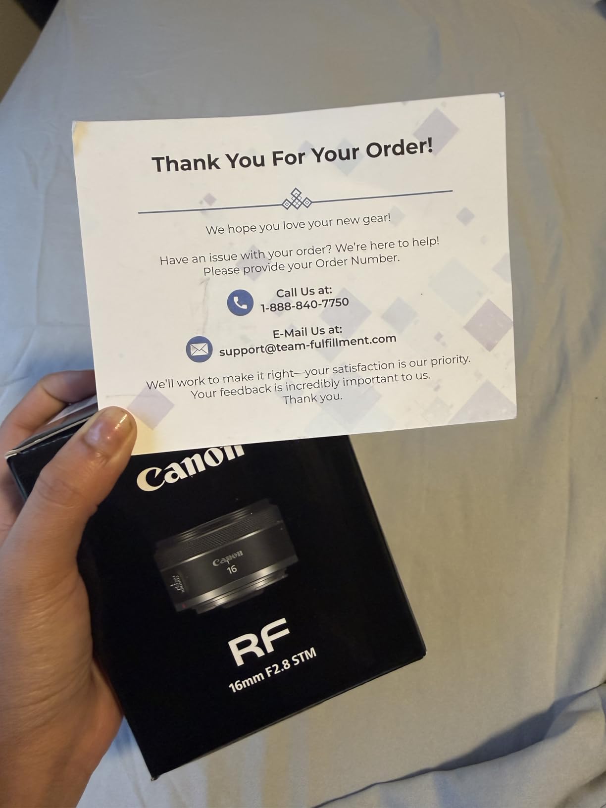 Canon RF16mm F2.8 STM Lens, Ultra Wide-Angle, Fixed Focal Length Prime Lens, Compatible with EOS R Series Mirrorless Cameras, Black customer photo 2