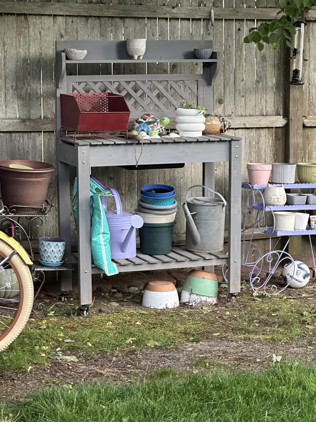 Yaheetech Outdoor Potting Bench with Sink, Garden Table, Lower Shelf, Gray customer photo 2