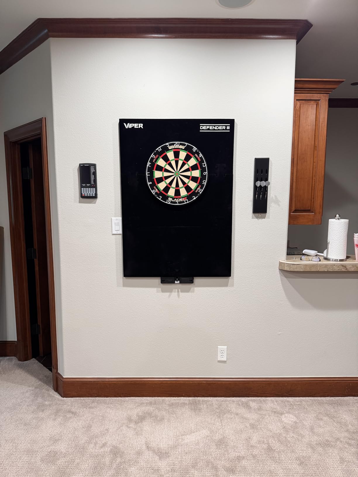 WINMAU Professional Bristle Dartboard - PDC Tournament Board with Official Tournament Specifications - Blade 6 Triple Core customer photo 1