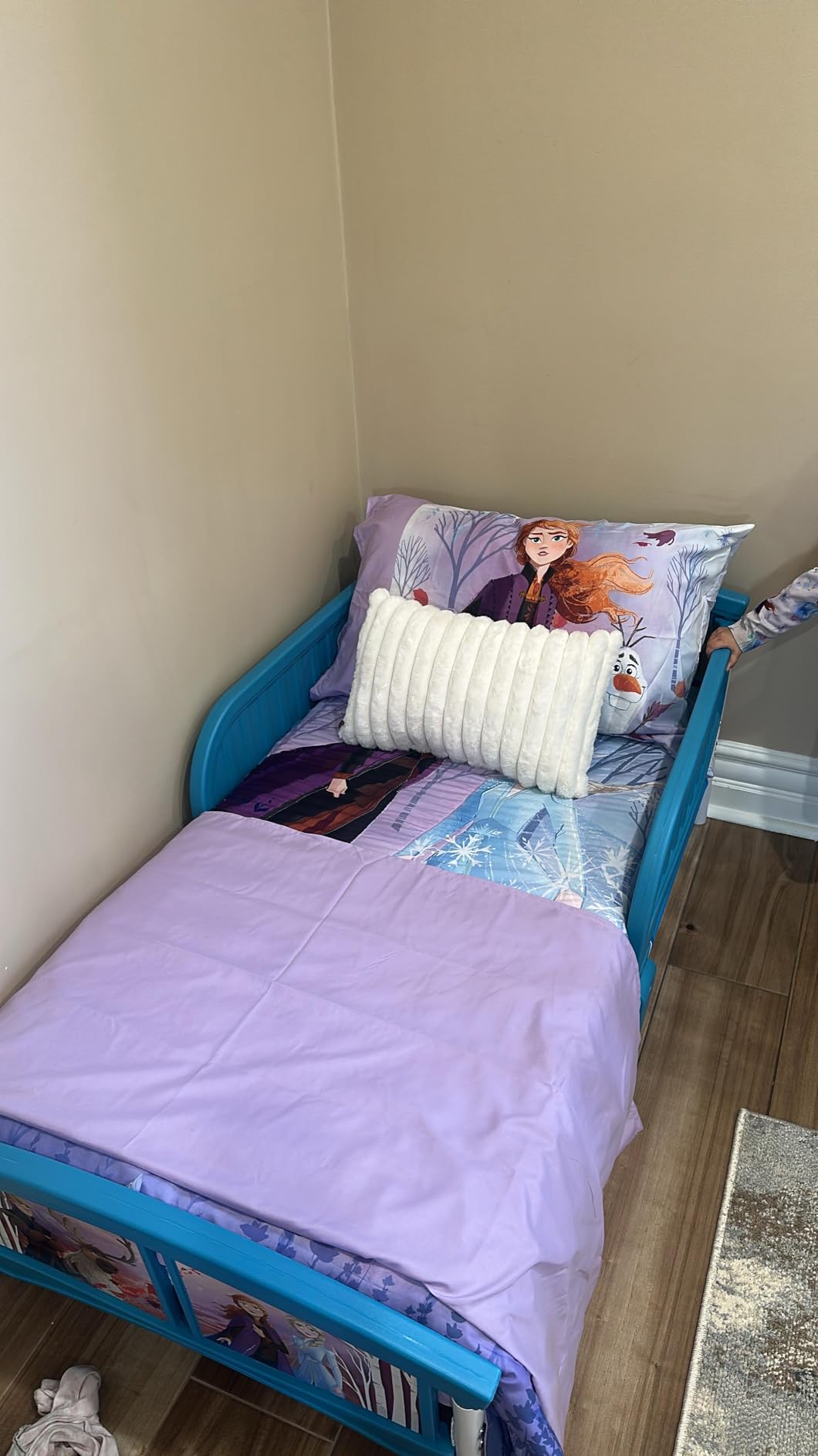 Delta Children Plastic Toddler Bed, Disney Princess customer photo 1