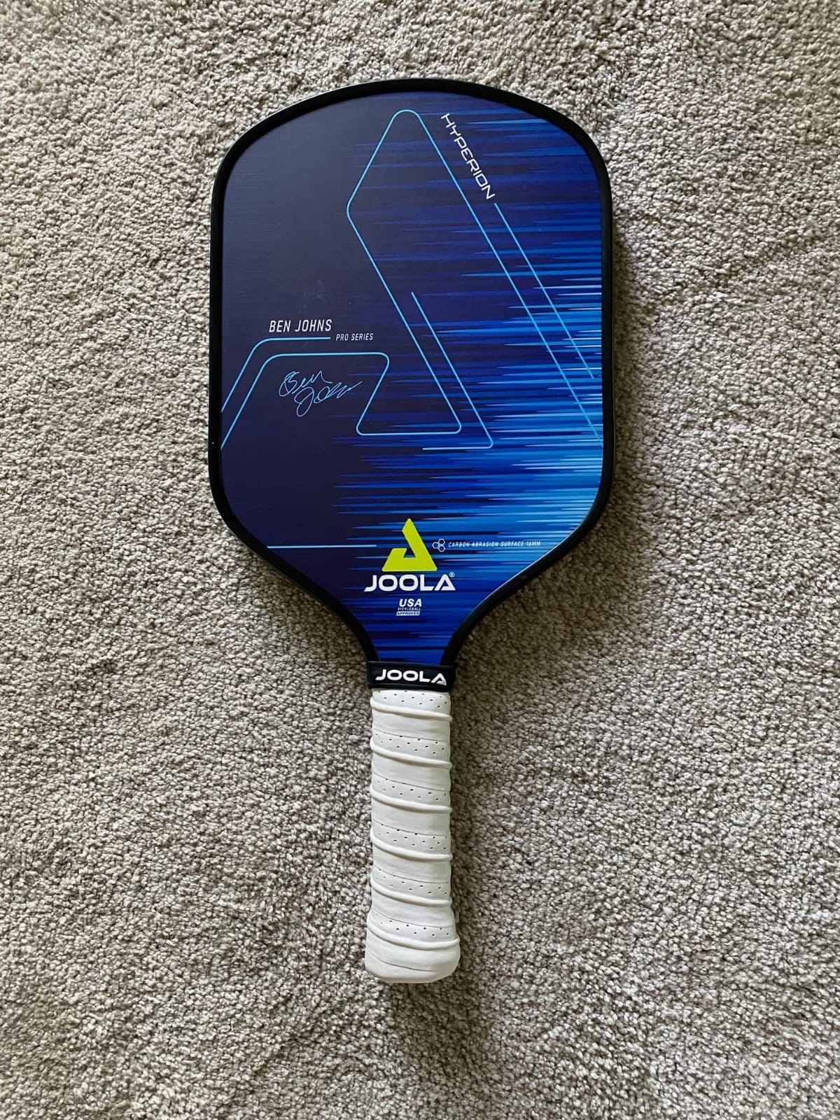 JOOLA Ben Johns Hyperion Pickleball Paddle - Select Raw Carbon Surface or Carbon Abrasion Surface for Increased Power and Spin - Elongated Grip Handle - Carbon Fiber Pickleball Paddle - USAP Approved customer photo 1
