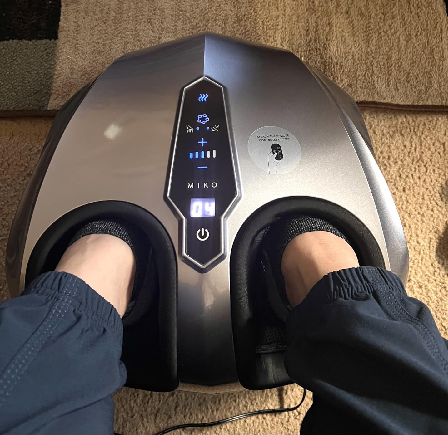 MIKO Shiatsu Foot Massager with Heat and Air Compression customer photo 1