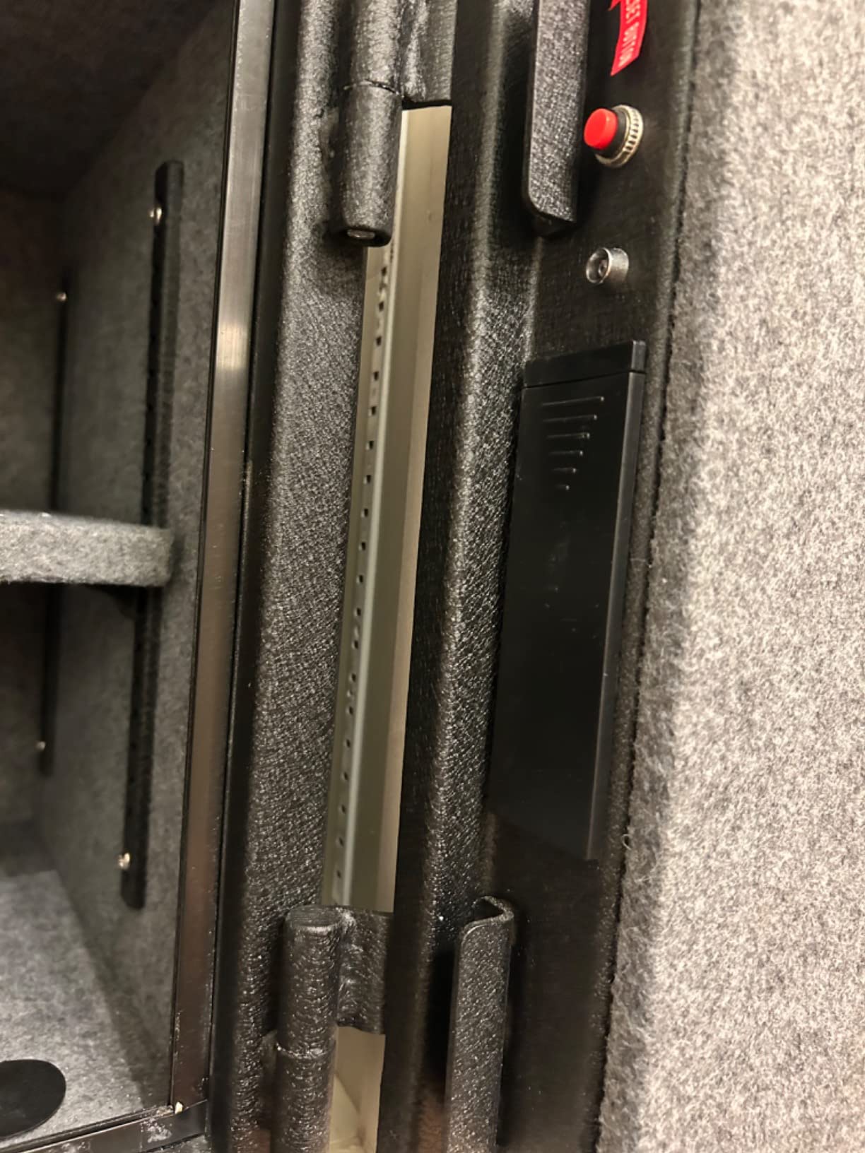 TIGERKING 3.47 Cu Ft Fireproof Safe for Home Office, 30-Min Fire Protection At 1700°F, Digital Keypad Lock customer photo 1