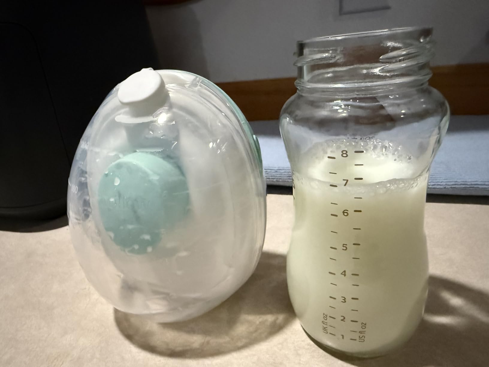 Willow Go Wearable Breast Pump, Hands Free Double Electric Breast Pump, Wireless In-Bra Design with 15 level Hospital Grade Suction, includes 24mm & 21mm Flanges & 5oz Reusable Containers, App enabled customer photo 1