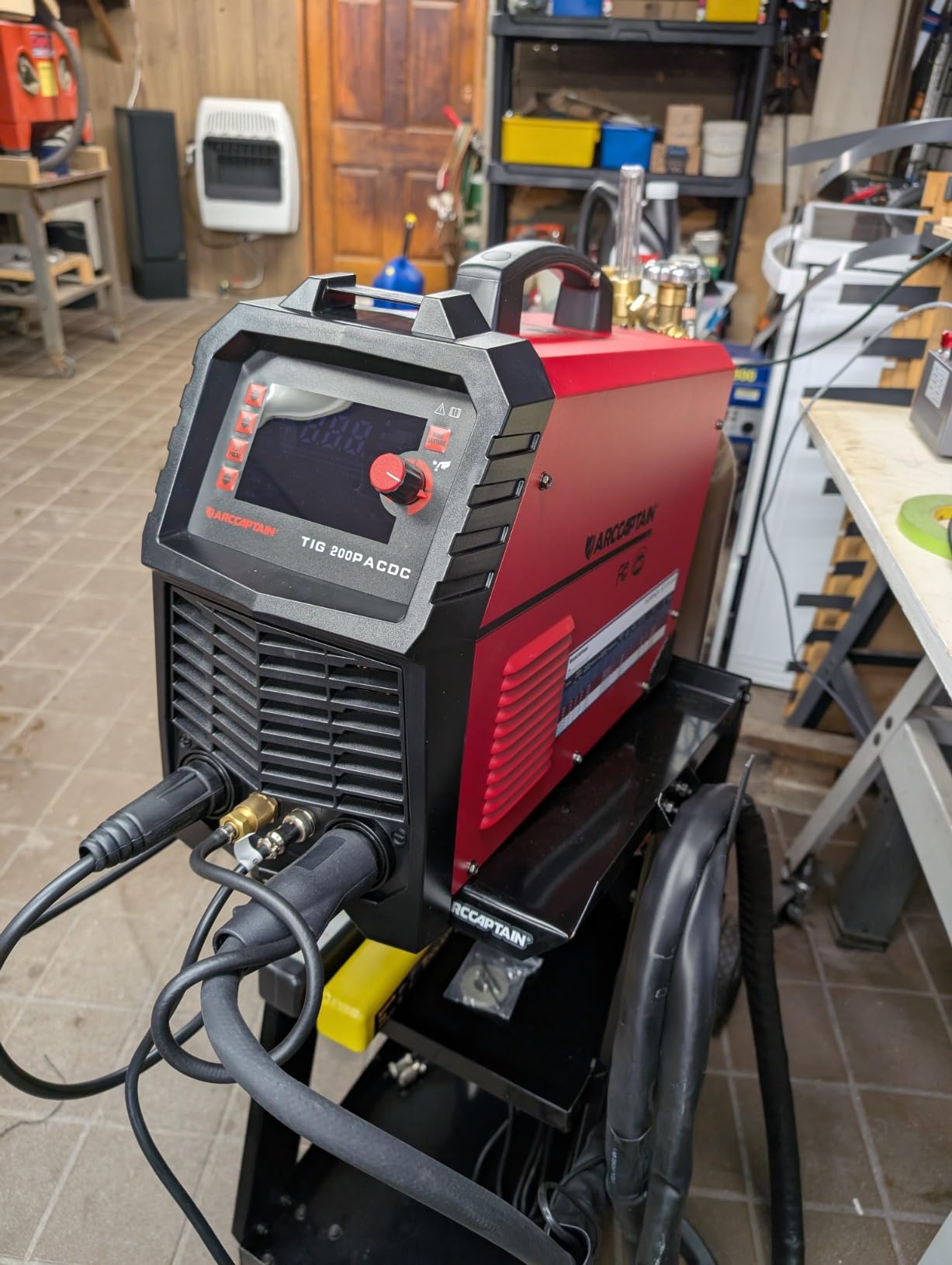 ARCCAPTAIN TIG Welder 200A, High Frequency 110v/220v Dual Voltage TIG/Stick/Arc 2 in 1 Welder LED Digital Display Welding Machine with 2T/4T Function and Tungsten Electrode customer photo 1
