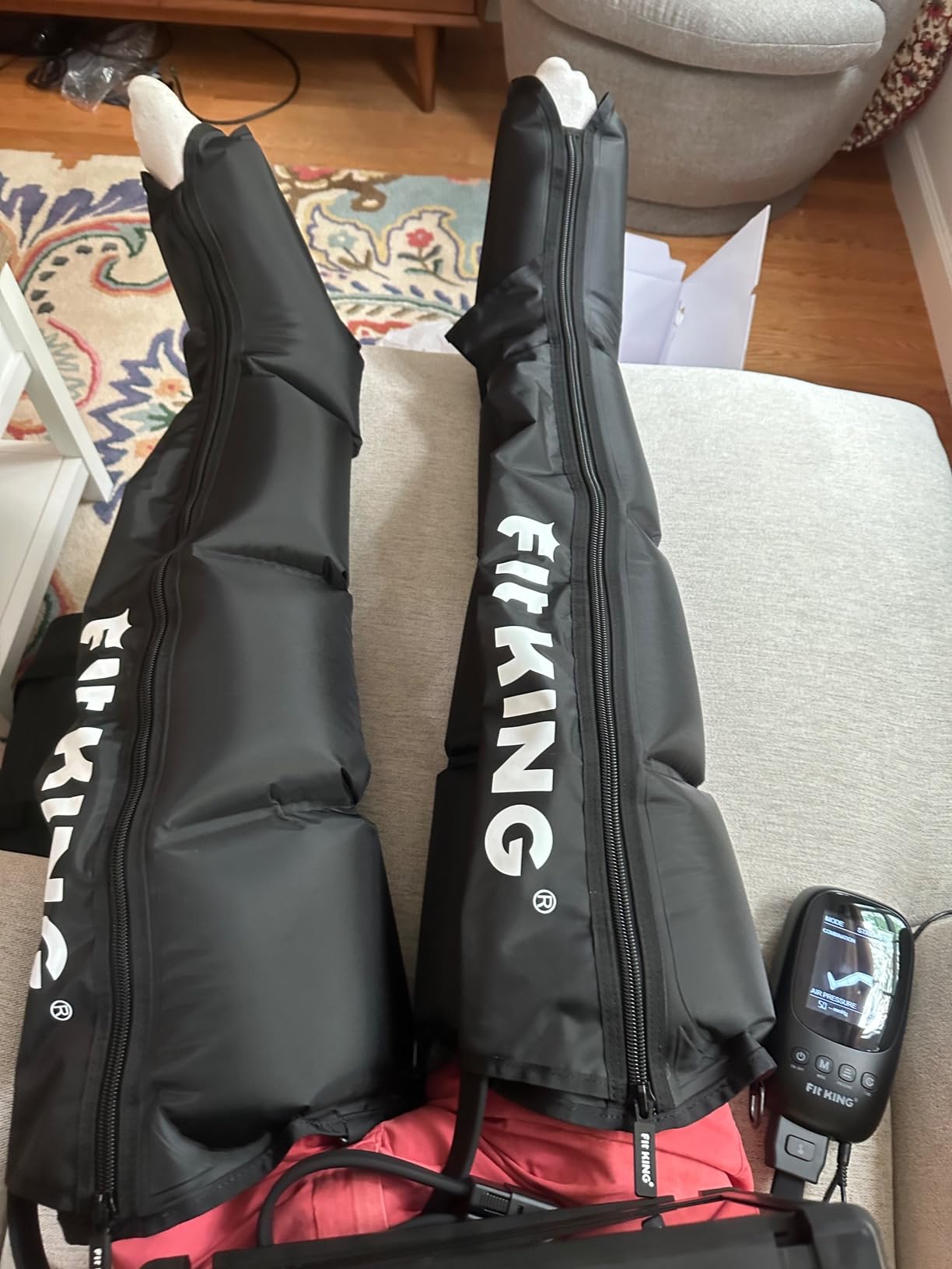 FIT KING Air Compression Recovery System, Full Leg Massager Boots (Medium) customer photo 1