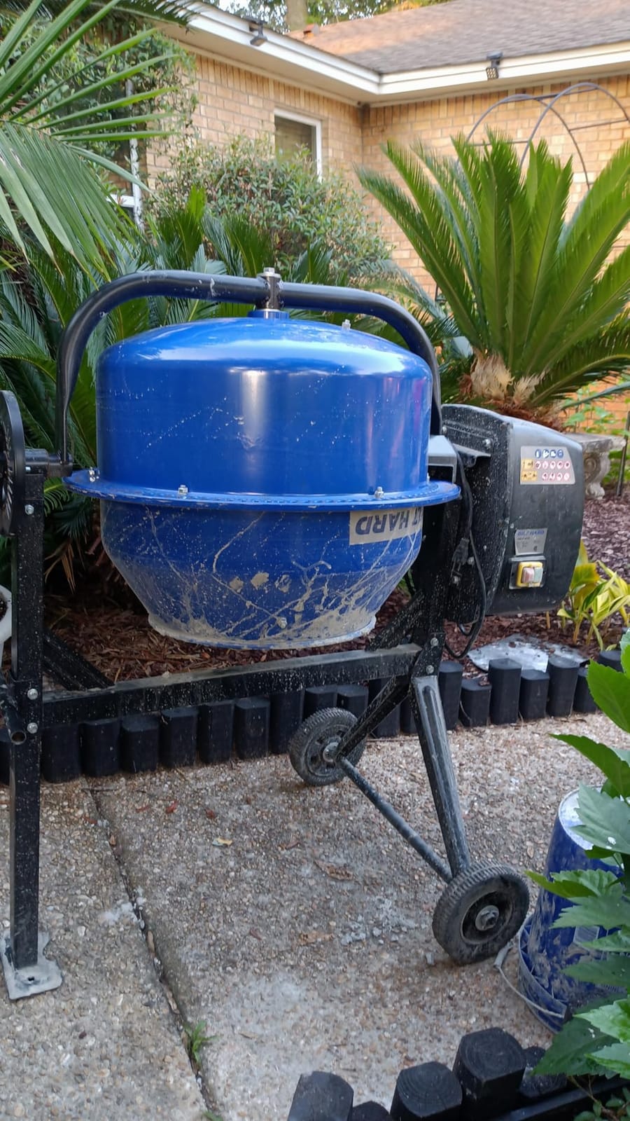 BILT HARD Electric Cement Mixer, 4 Cubic Ft. 550W Portable Concrete Mixer Machine customer photo 2