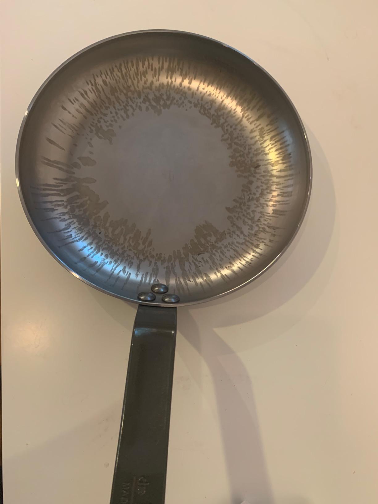 de Buyer MINERAL B Carbon Steel Omelette Pan - 11