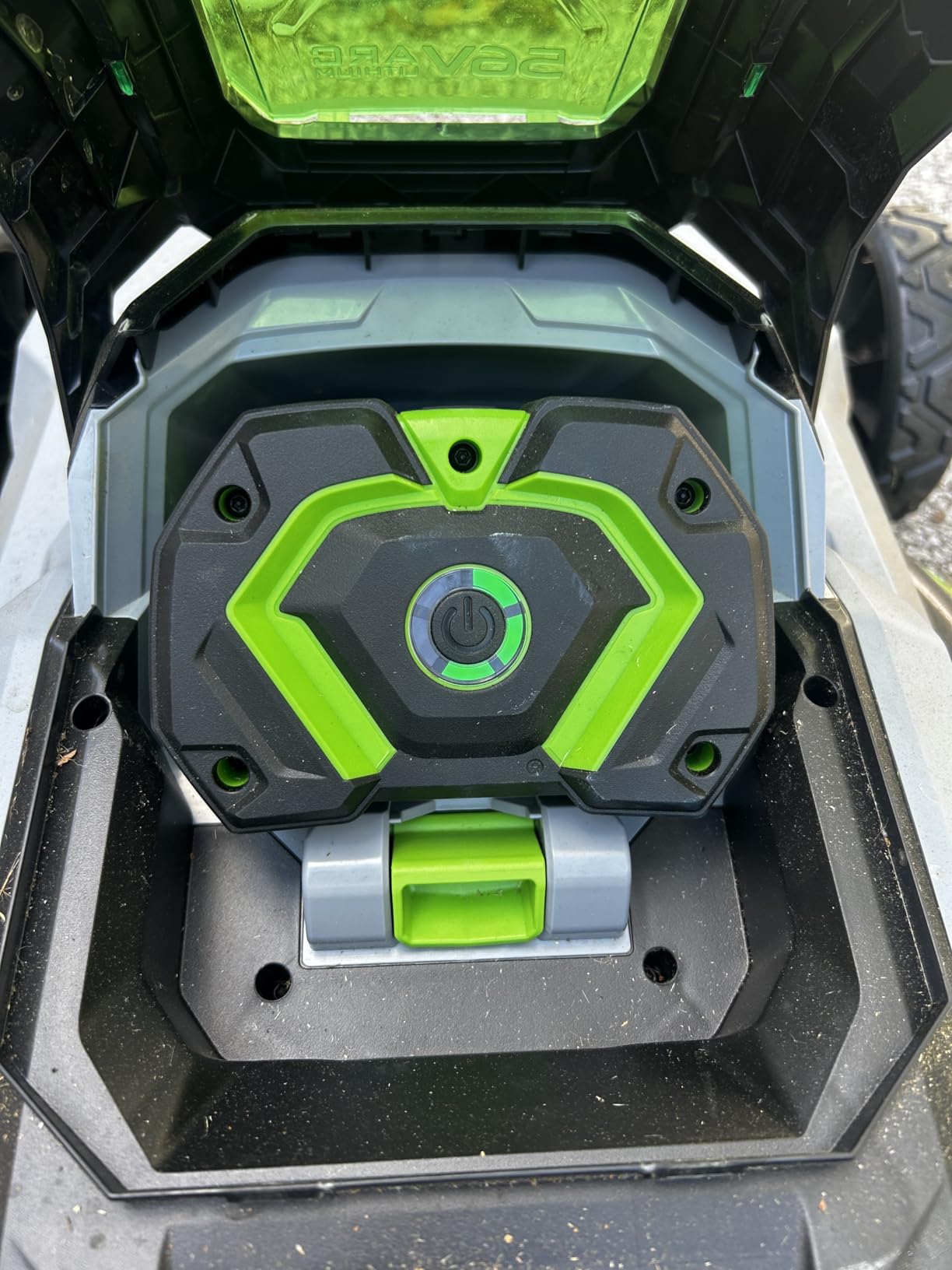 EGO Power+ Electric Lawn Mower, Self-Propelled Cordless with Touch Drive, Includes 56V 7.5Ah Battery and Rapid Charger - LM2125SP customer photo 2