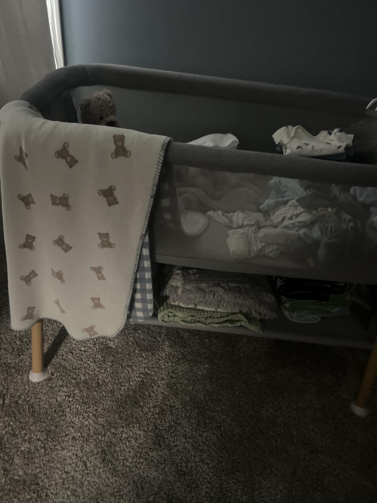 Newton Baby Bassinet & Bedside Sleeper, Breathable, Washable, Grey customer photo 2
